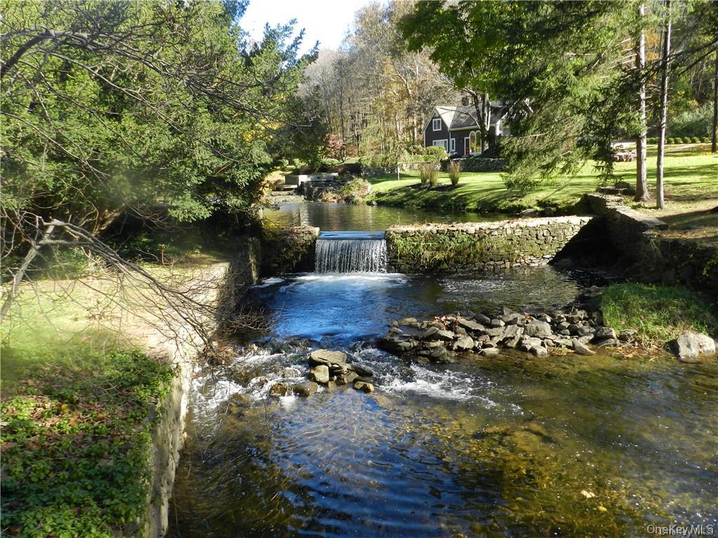 #4 photo, 14 Akindale Road, Pawling , NY 12564