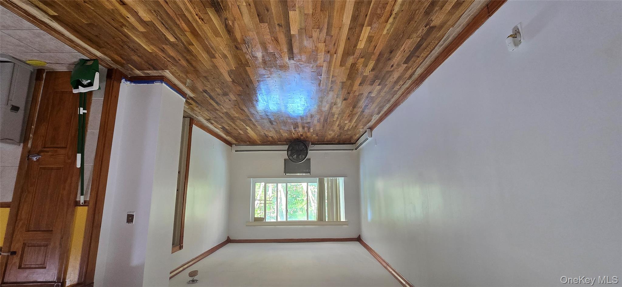 #10 photo, 3001 Olinville Avenue, ブロンクス区 Bronx , NY 10467