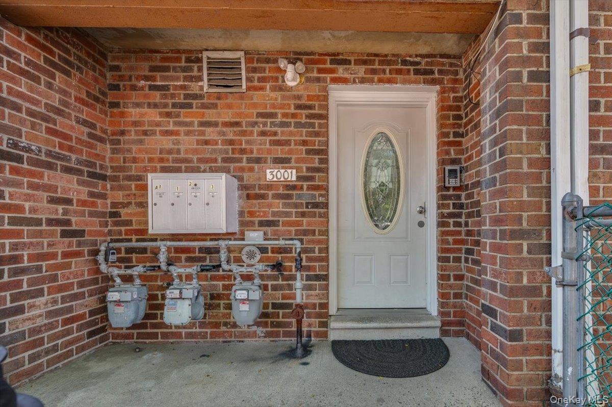 #3 photo, 3001 Olinville Avenue, ブロンクス区 Bronx , NY 10467