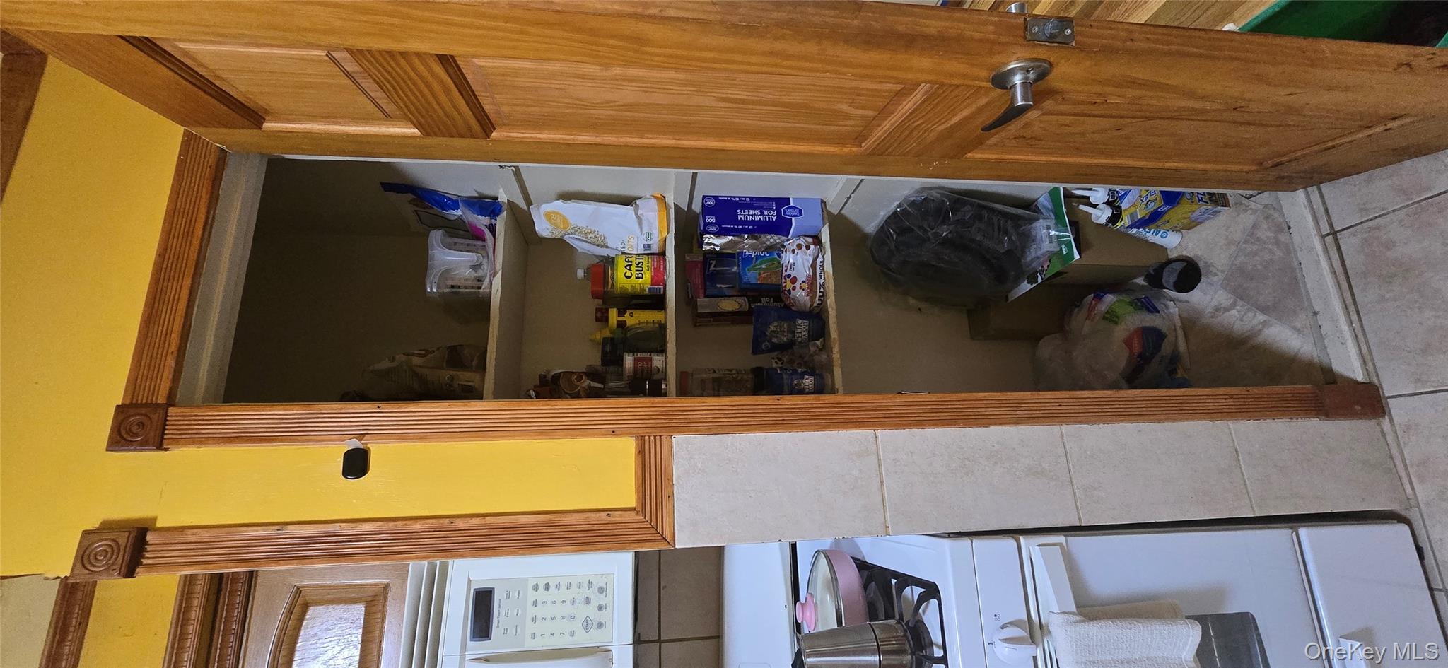 #8 photo, 3001 Olinville Avenue, ブロンクス区 Bronx , NY 10467