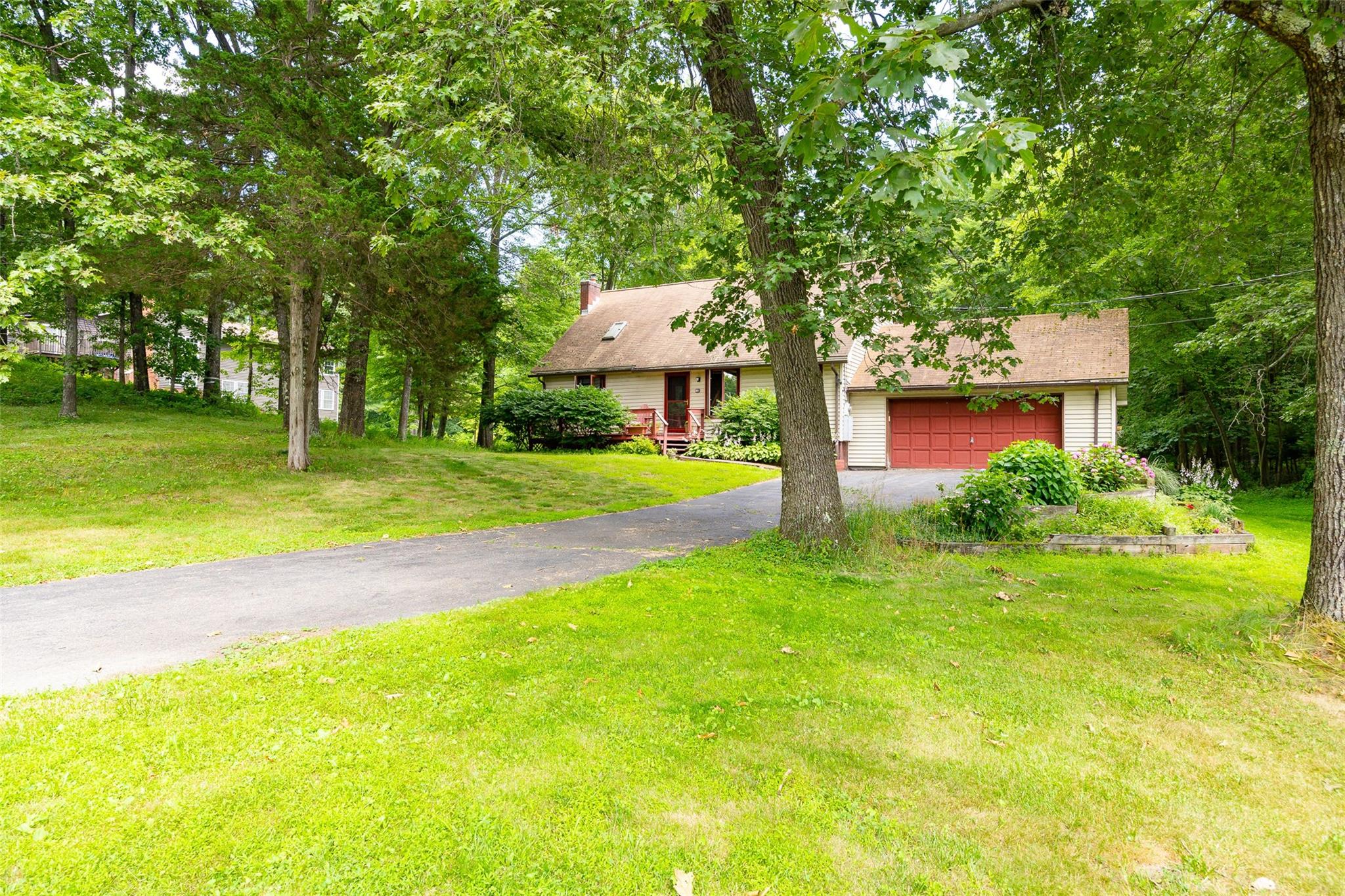 #1 photo, 110 Read Road, Red Hook , NY 12571