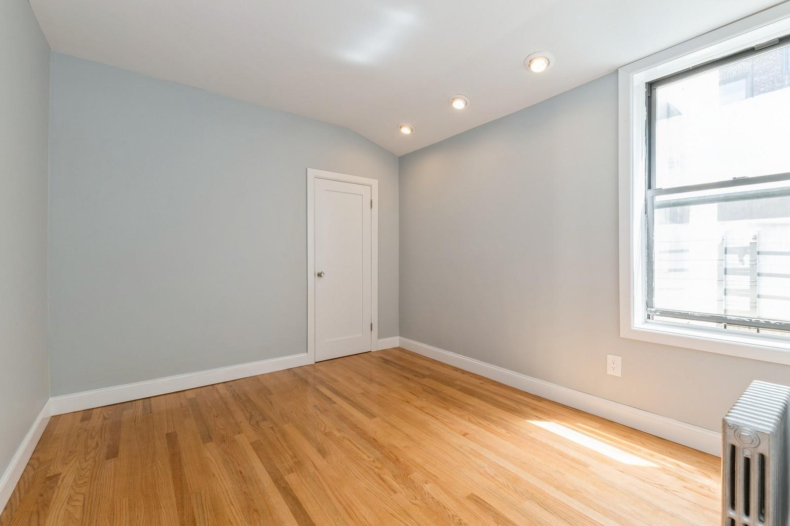 #13 photo, 1110 Caton Avenue, Brooklyn , NY 11218