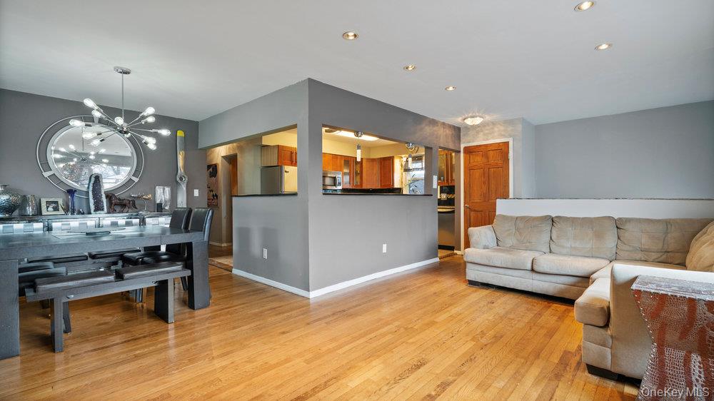 #6 photo, 95 Foster Avenue, ナッソー郡 Valley Stream , NY 11580