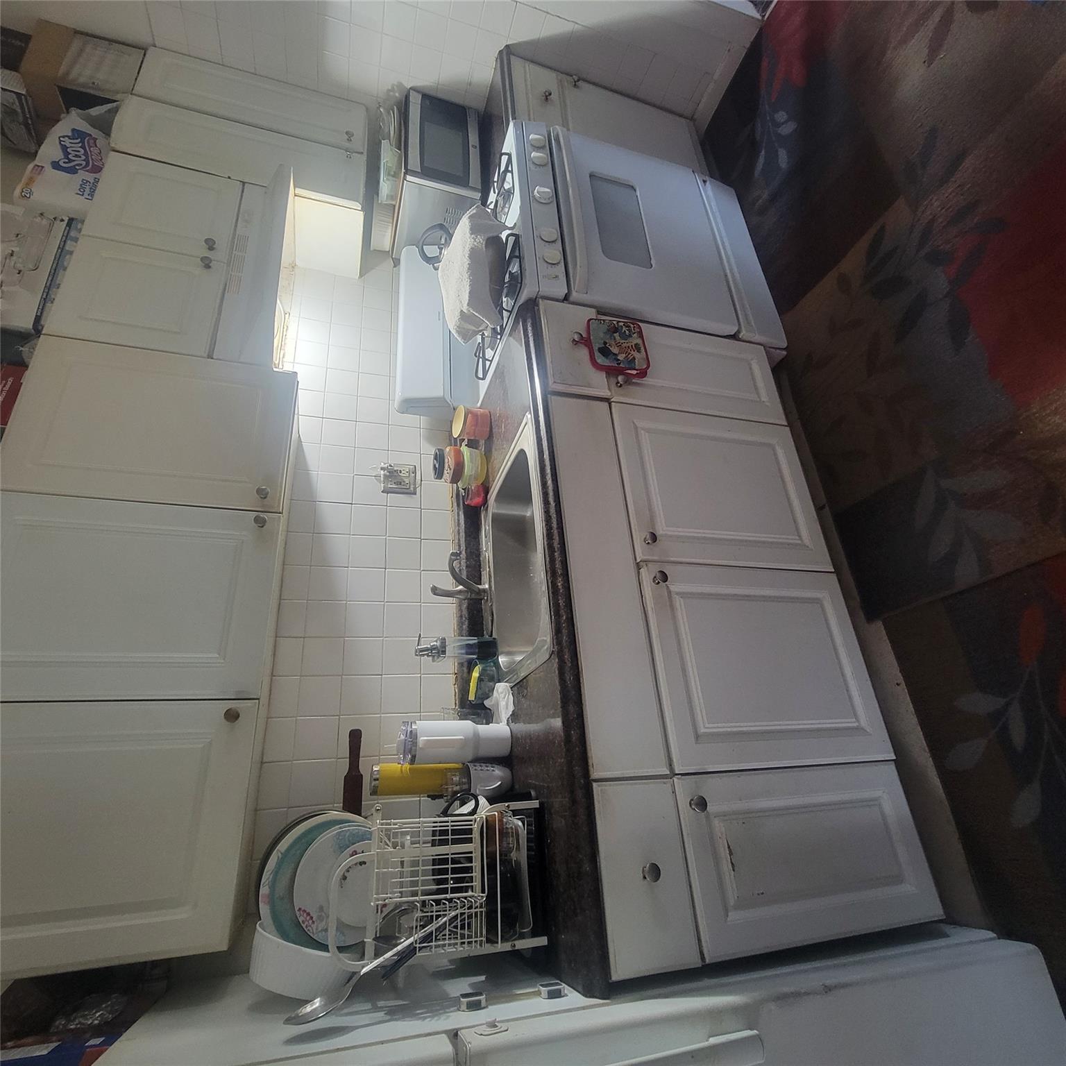 #15 photo, 648 Logan Street, ブルックリン区 Brooklyn , NY 11208