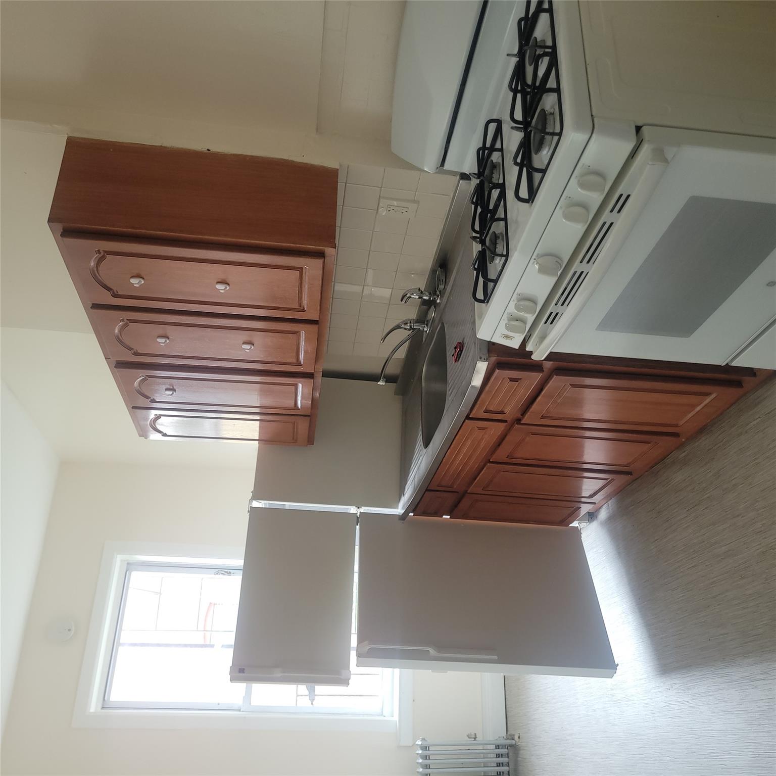 #5 photo, 648 Logan Street, ブルックリン区 Brooklyn , NY 11208