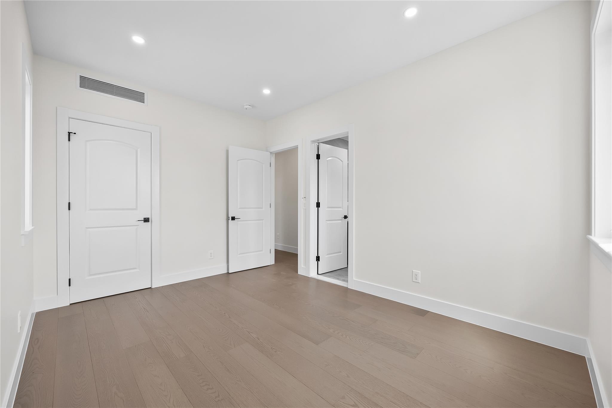 #10 photo, 20222 45th Drive, كوينز Bayside , NY 11361