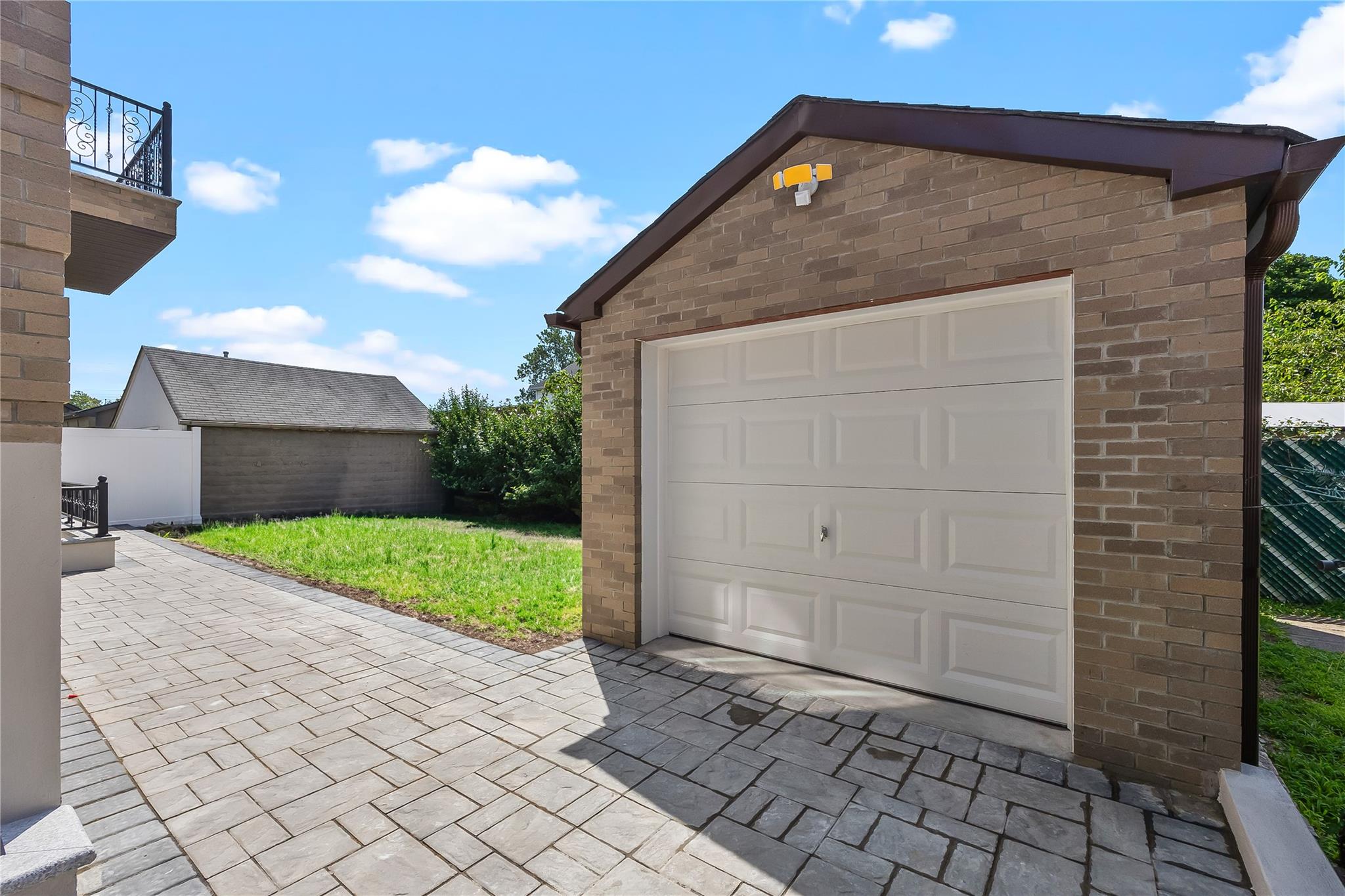 #20 photo, 20222 45th Drive, كوينز Bayside , NY 11361