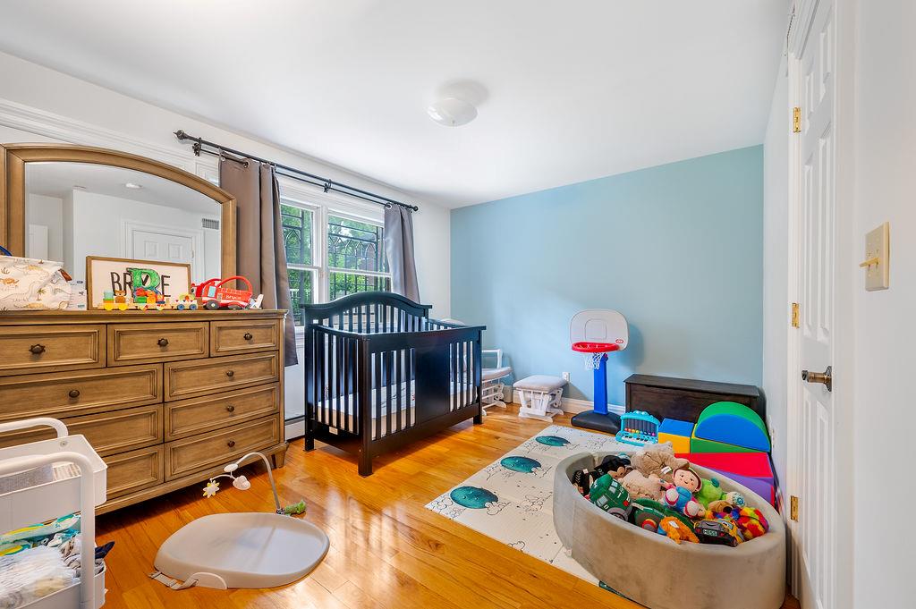 #8 photo, 253-12 58 Avenue, Little Neck , NY 11362