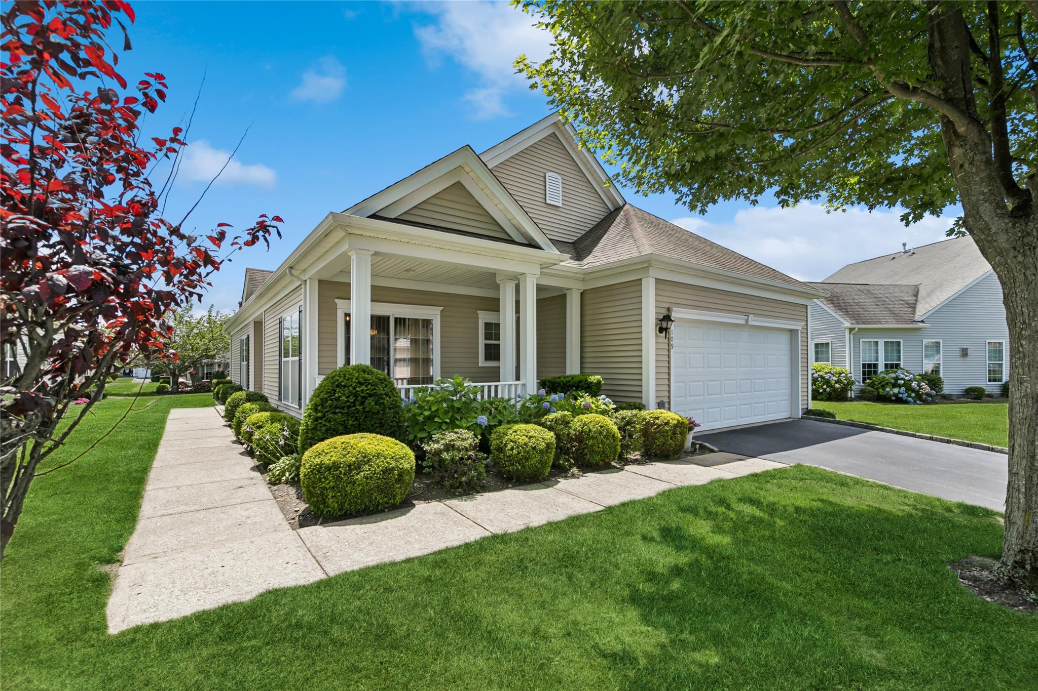 #1 photo, 109 Louden Loop, Mount Sinai , NY 11766