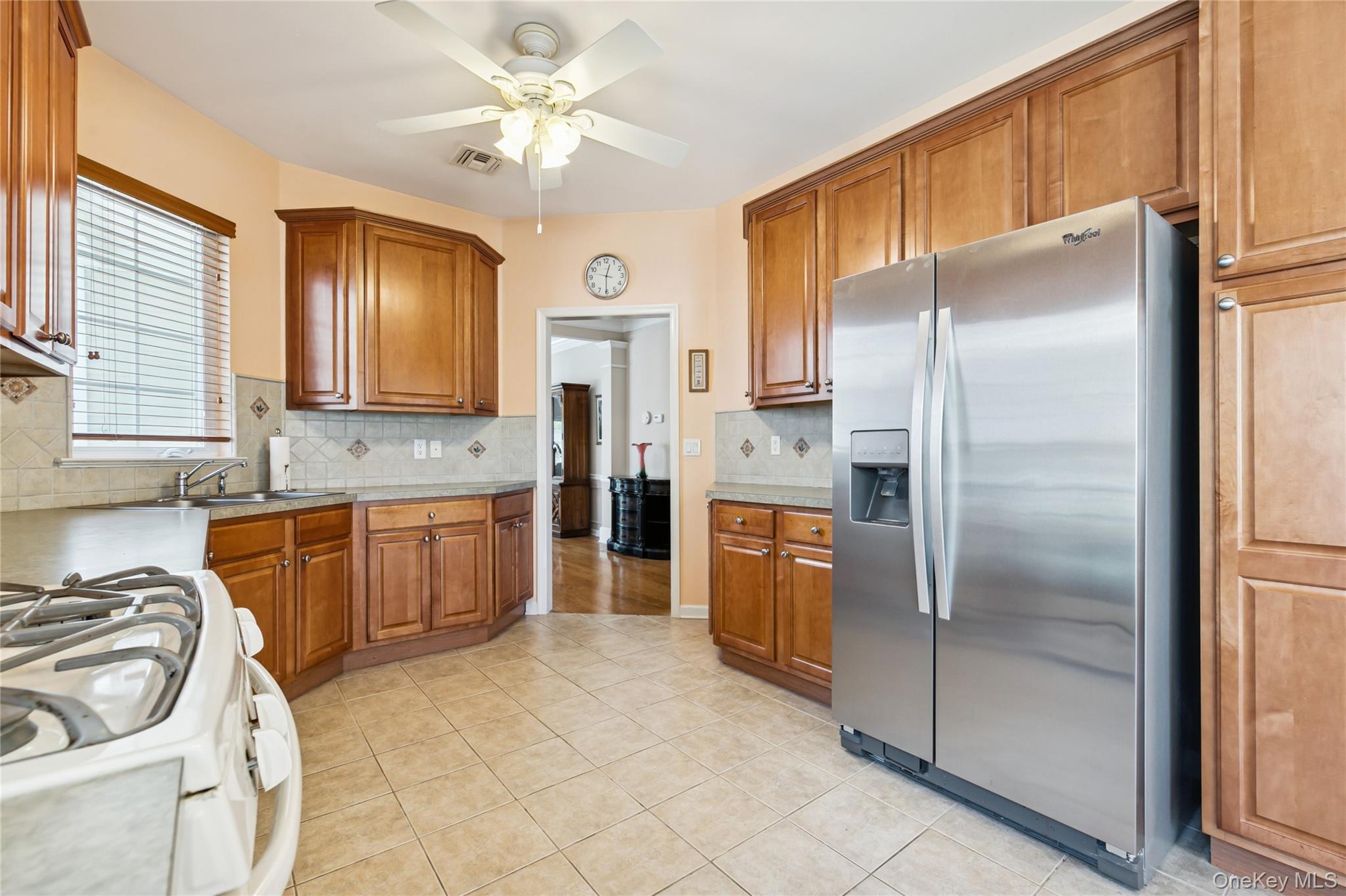 #15 photo, 109 Louden Loop, サフォーク郡 Mount Sinai , NY 11766