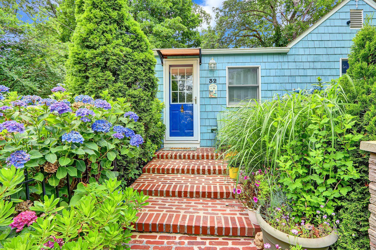 #1 photo, 32 Dewey Street, 東長島 Port Jefferson Station , NY 11776