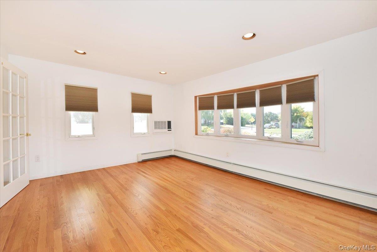 #6 photo, 243 Seaford Avenue, ナッソー郡 Massapequa , NY 11758