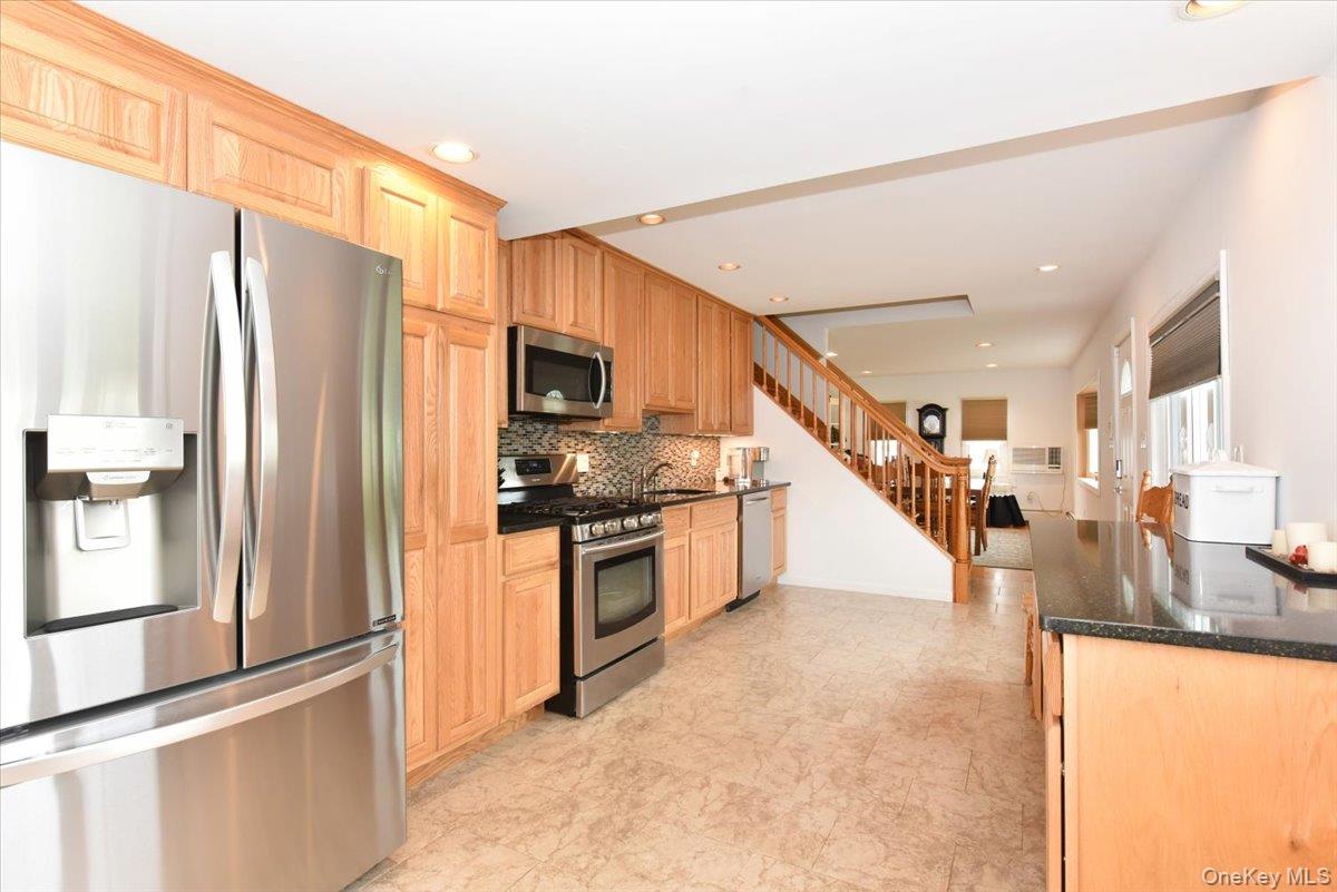 #8 photo, 243 Seaford Avenue, ナッソー郡 Massapequa , NY 11758