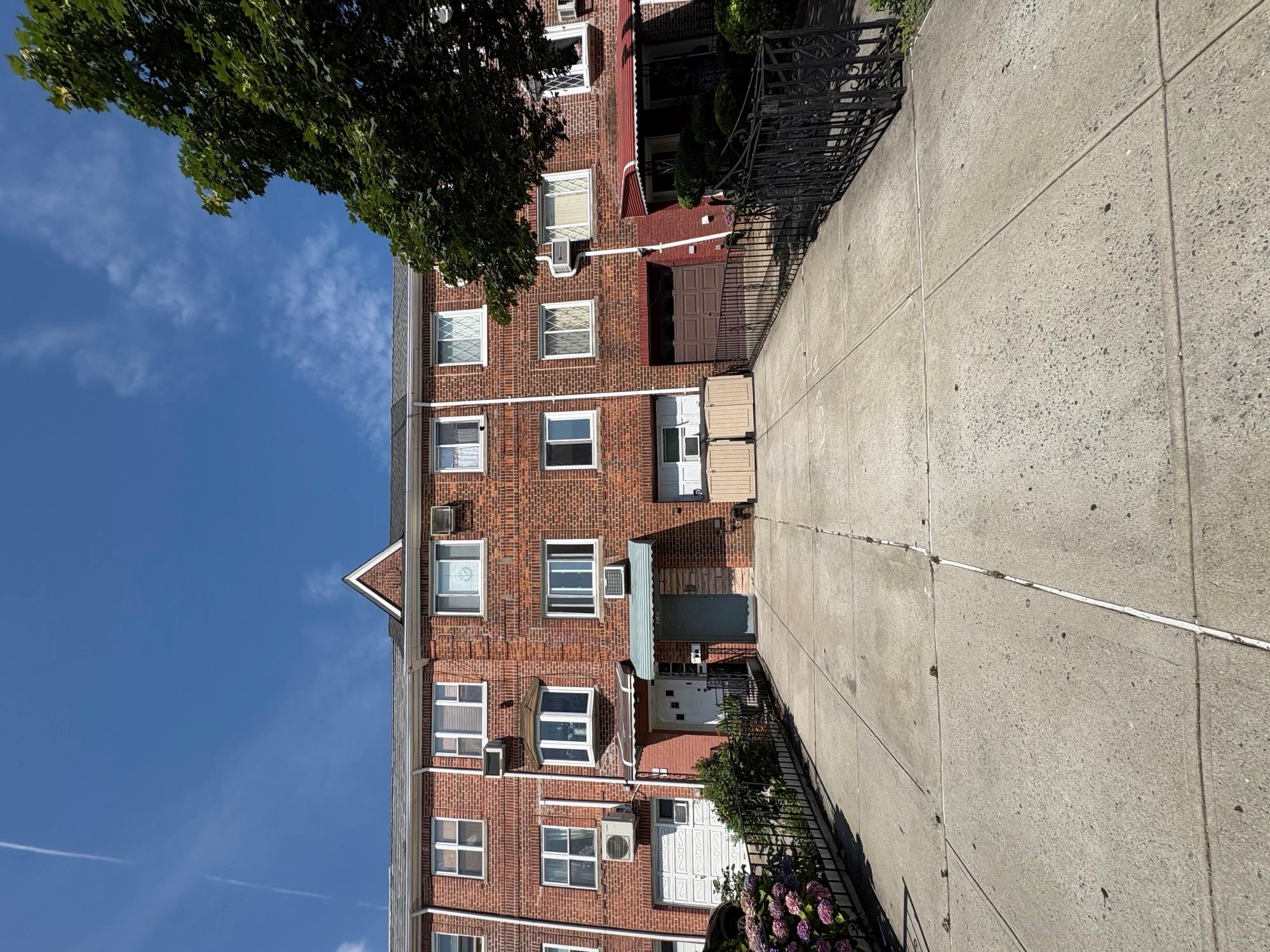 #1 photo, 2120 80th Street, 皇后區 艾姆赫斯特 Elmhurst , NY 11370