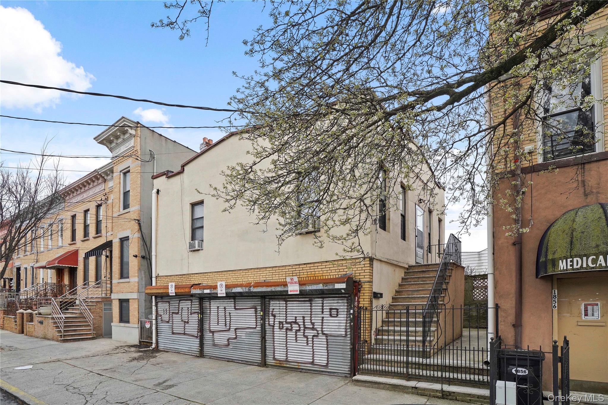 #7 photo, 351 Onderdonk Avenue, クイーンズ区 Ridgewood , NY 11385