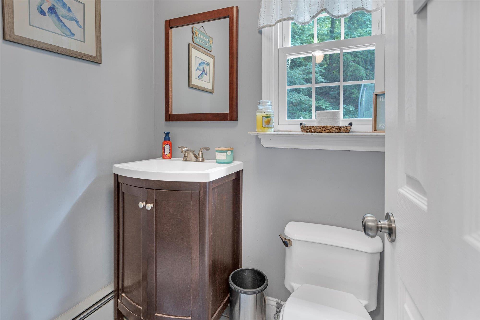 #14 photo, 31A Nevinwood Place, 東長島 亨廷顿站 Huntington Station , NY 11746