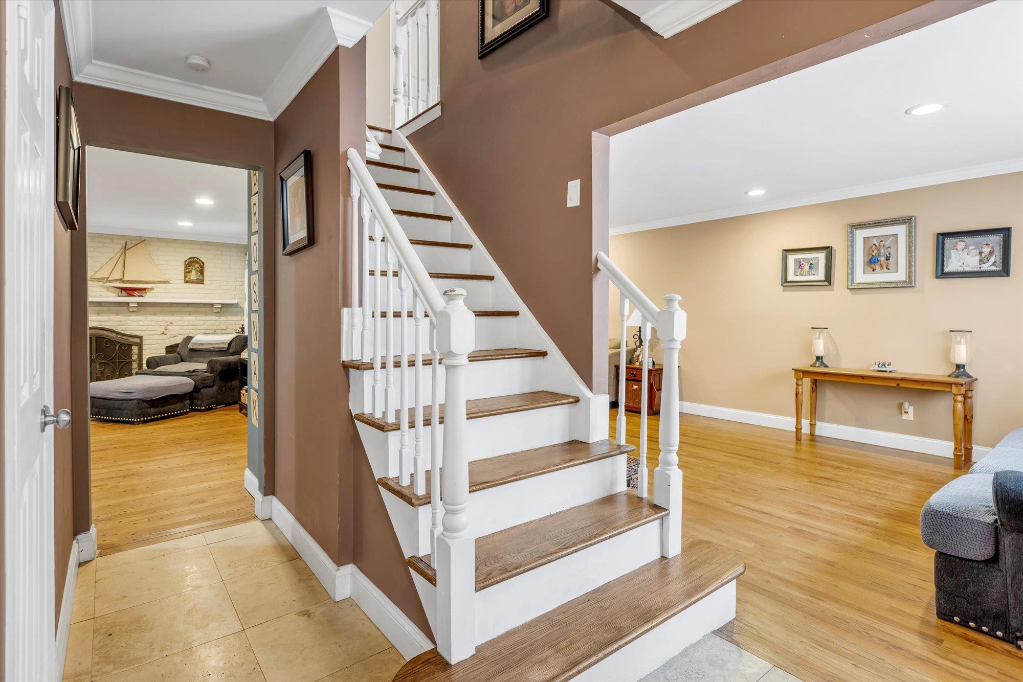 #15 photo, 31A Nevinwood Place, 東長島 亨廷顿站 Huntington Station , NY 11746