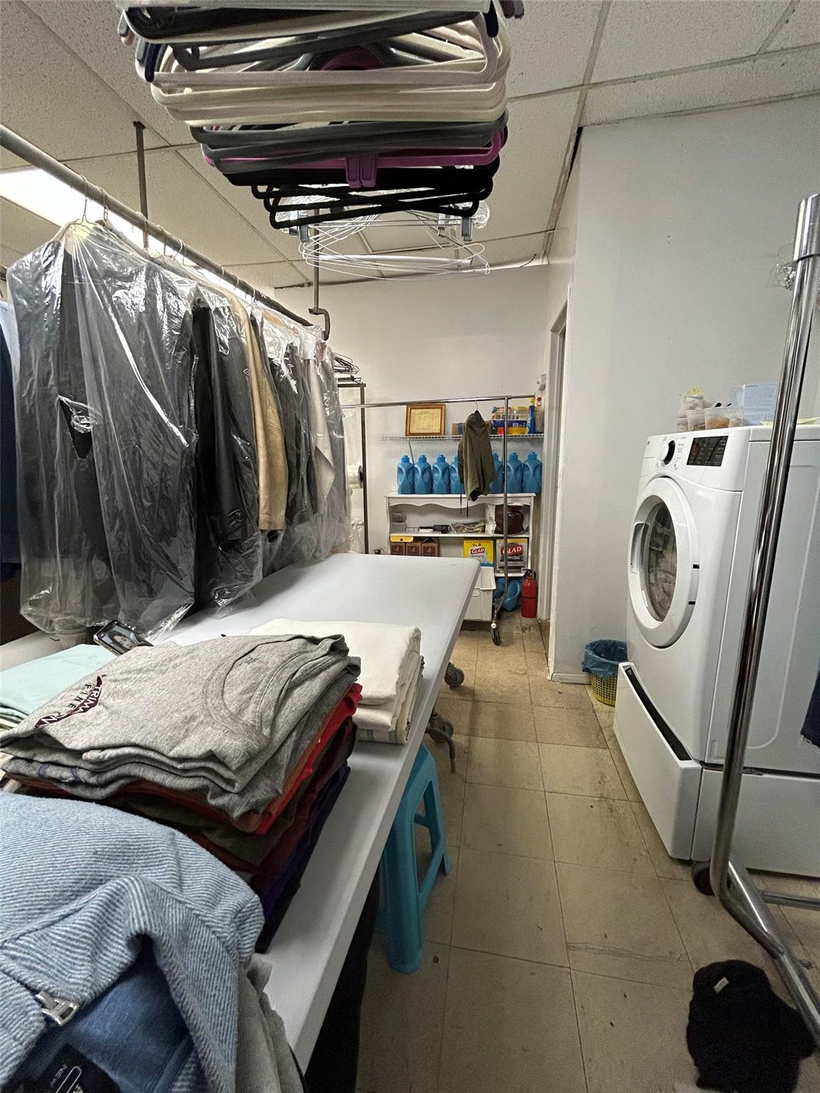 #2 photo, Flushing, クイーンズ区 Flushing , NY 11358