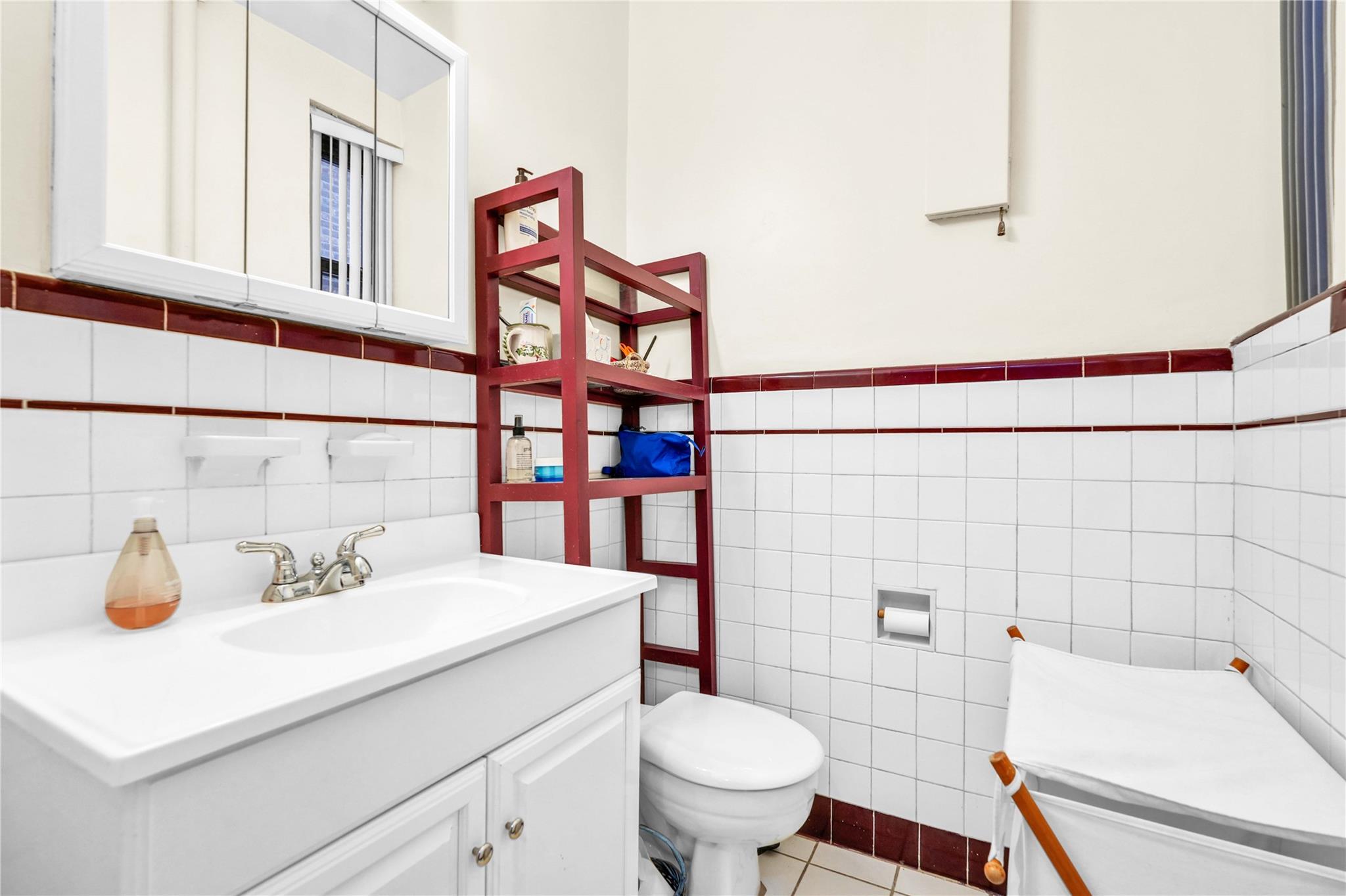 #16 photo, 84-51 Beverly Road, クイーンズ区 Kew Gardens , NY 11415