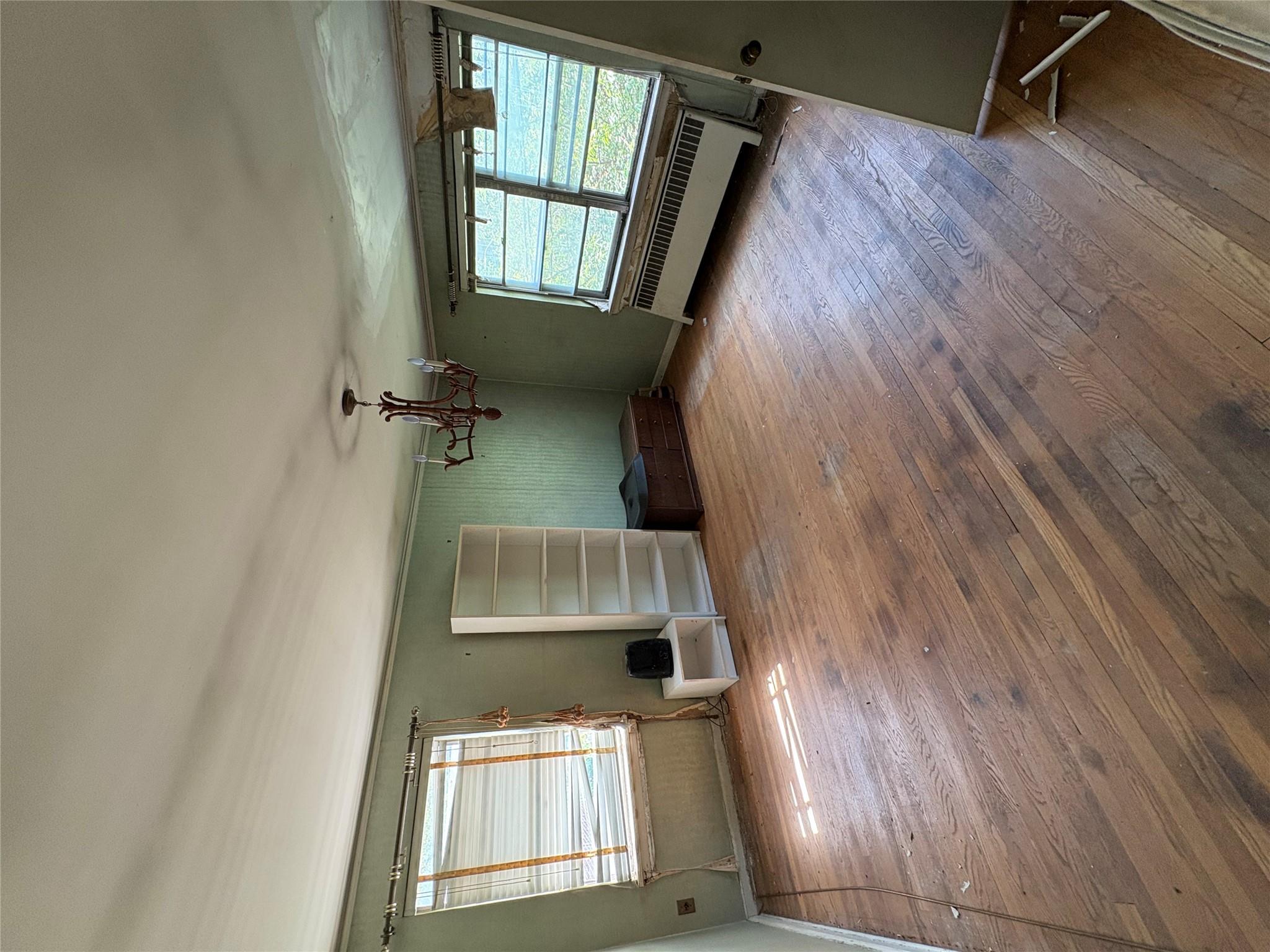 #12 photo, 425 W 256th Street, Bronx , NY 10471