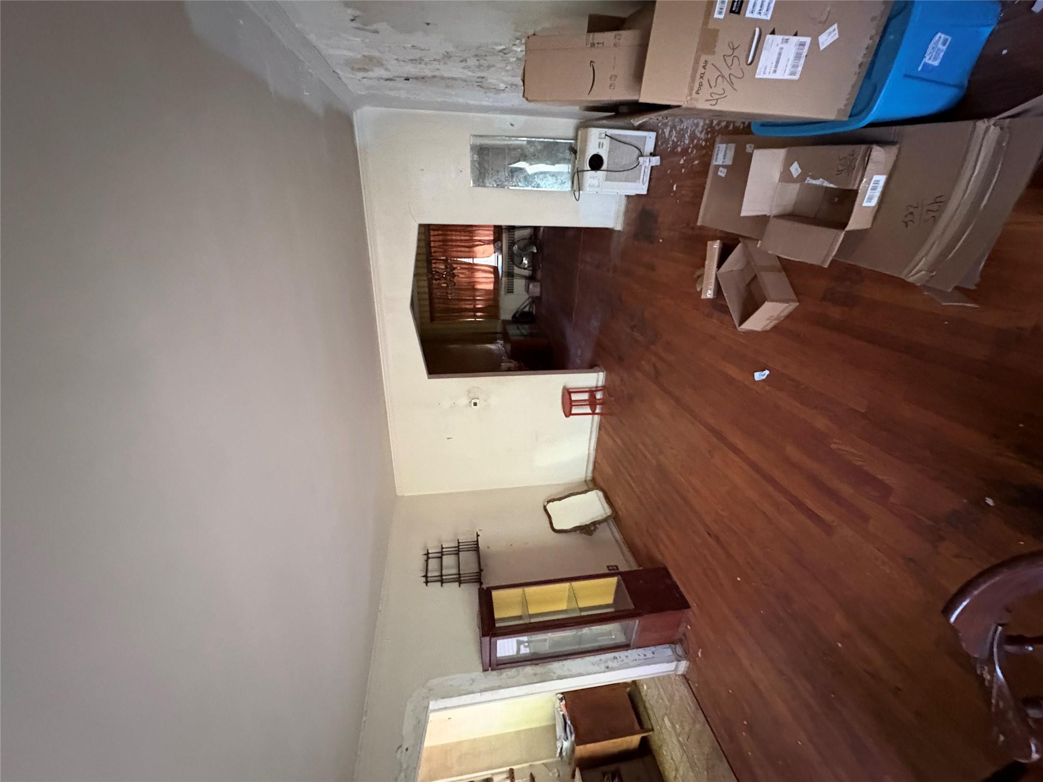 #5 photo, 425 W 256th Street, Bronx , NY 10471