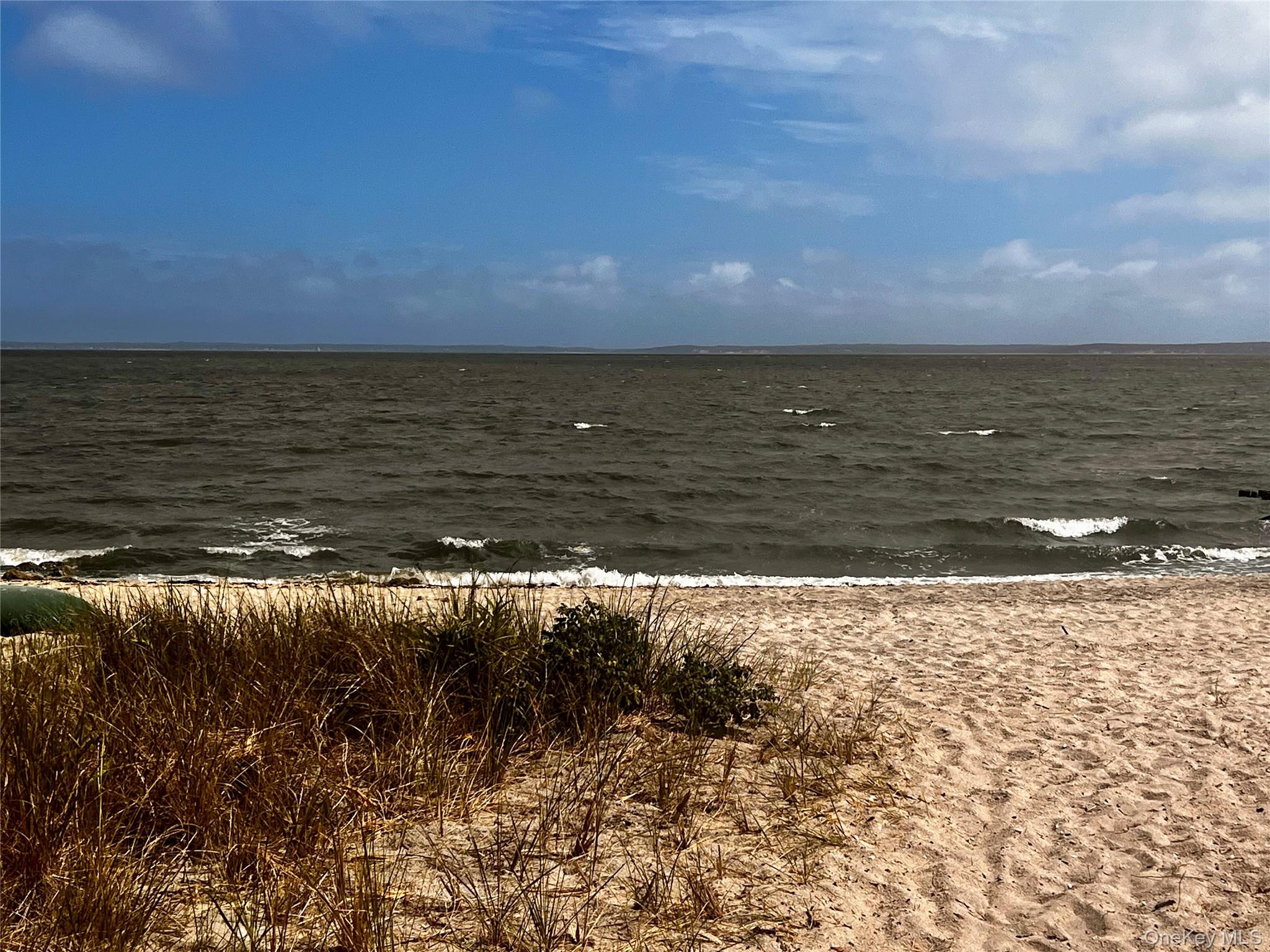 #3 photo, 305 Fay Court, サフォーク郡 Mattituck , NY 11952