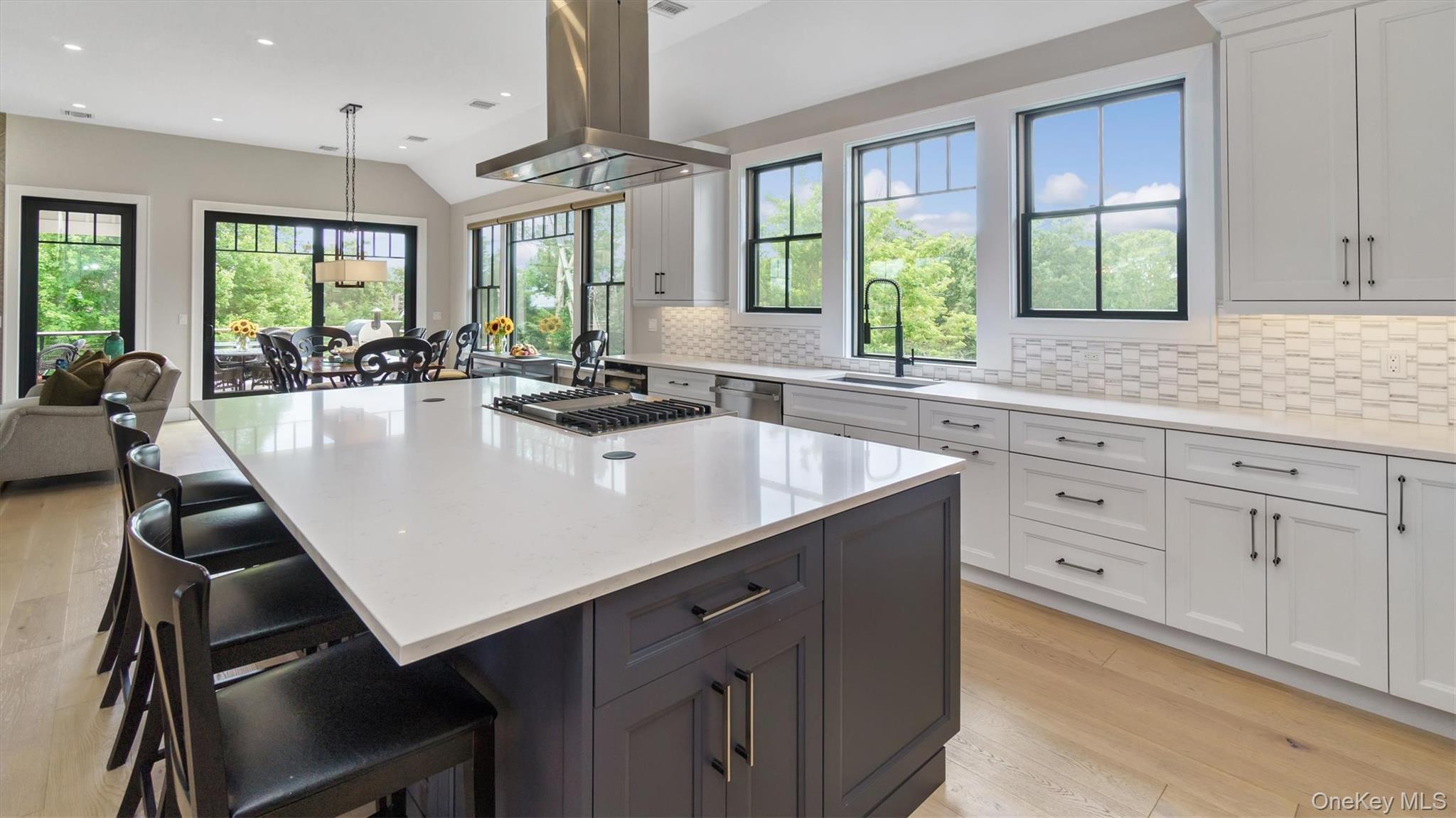 #6 photo, 305 Fay Court, サフォーク郡 Mattituck , NY 11952