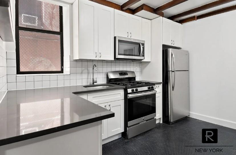 #3 photo, Bronx, Morrisania , NY 10456