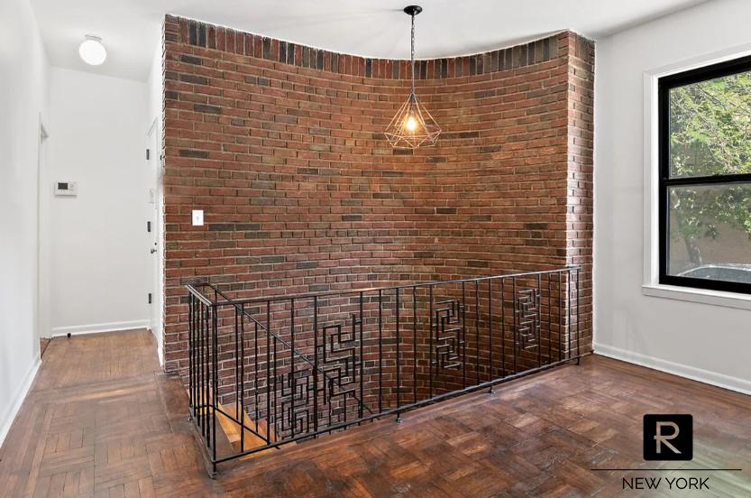 #4 photo, Bronx, Morrisania , NY 10456