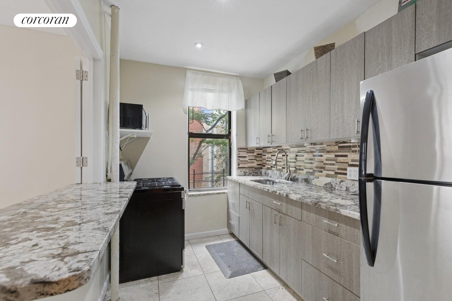 #1 photo, 175 CLAREMONT Avenue, Morningside Heights , NY 10027