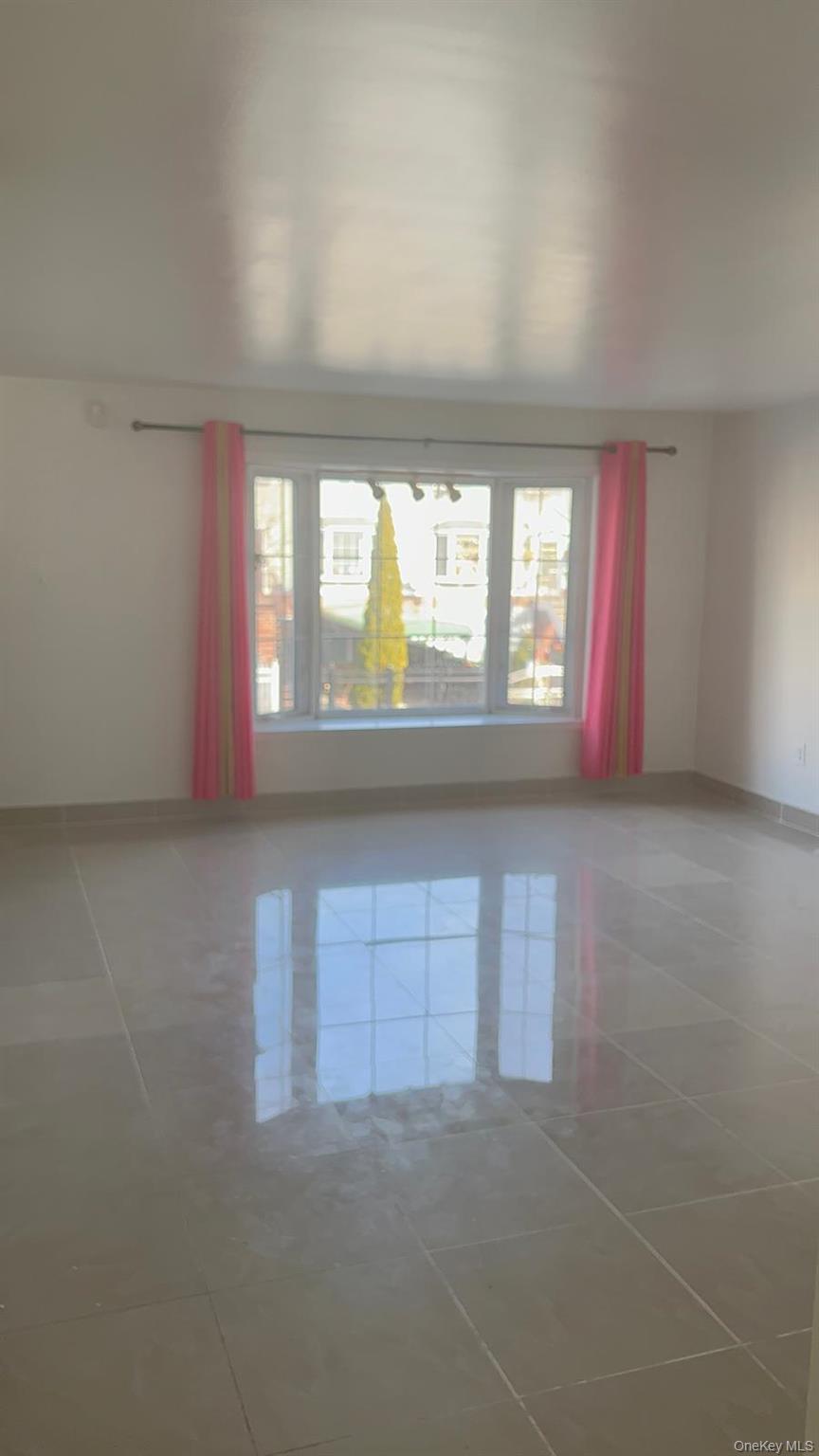 #4 photo, 596 Beech ter. Beech Terrace, Bronx , NY 10454