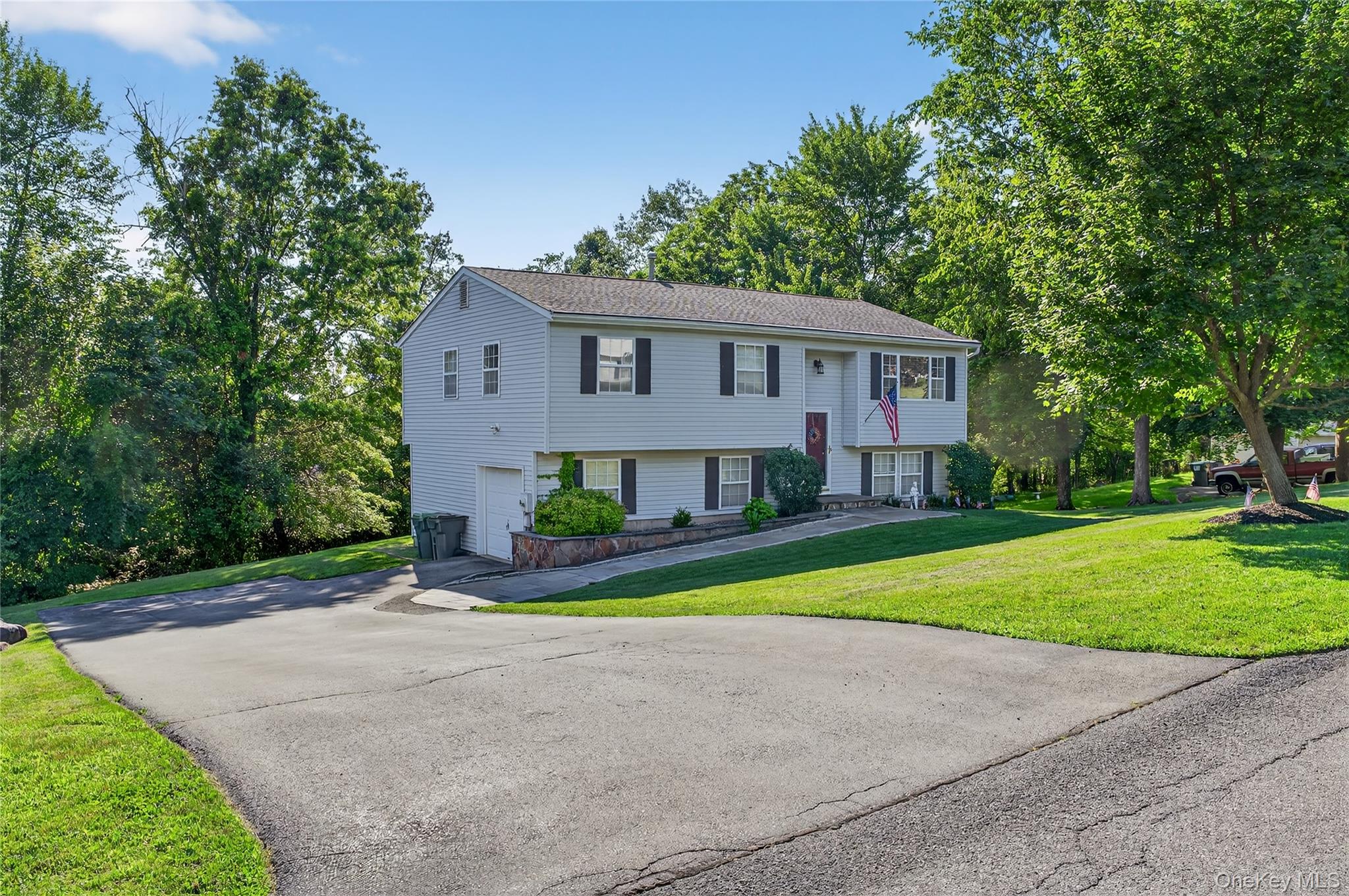 #1 photo, 3 Stanford Drive, Highland Mills , NY 10930