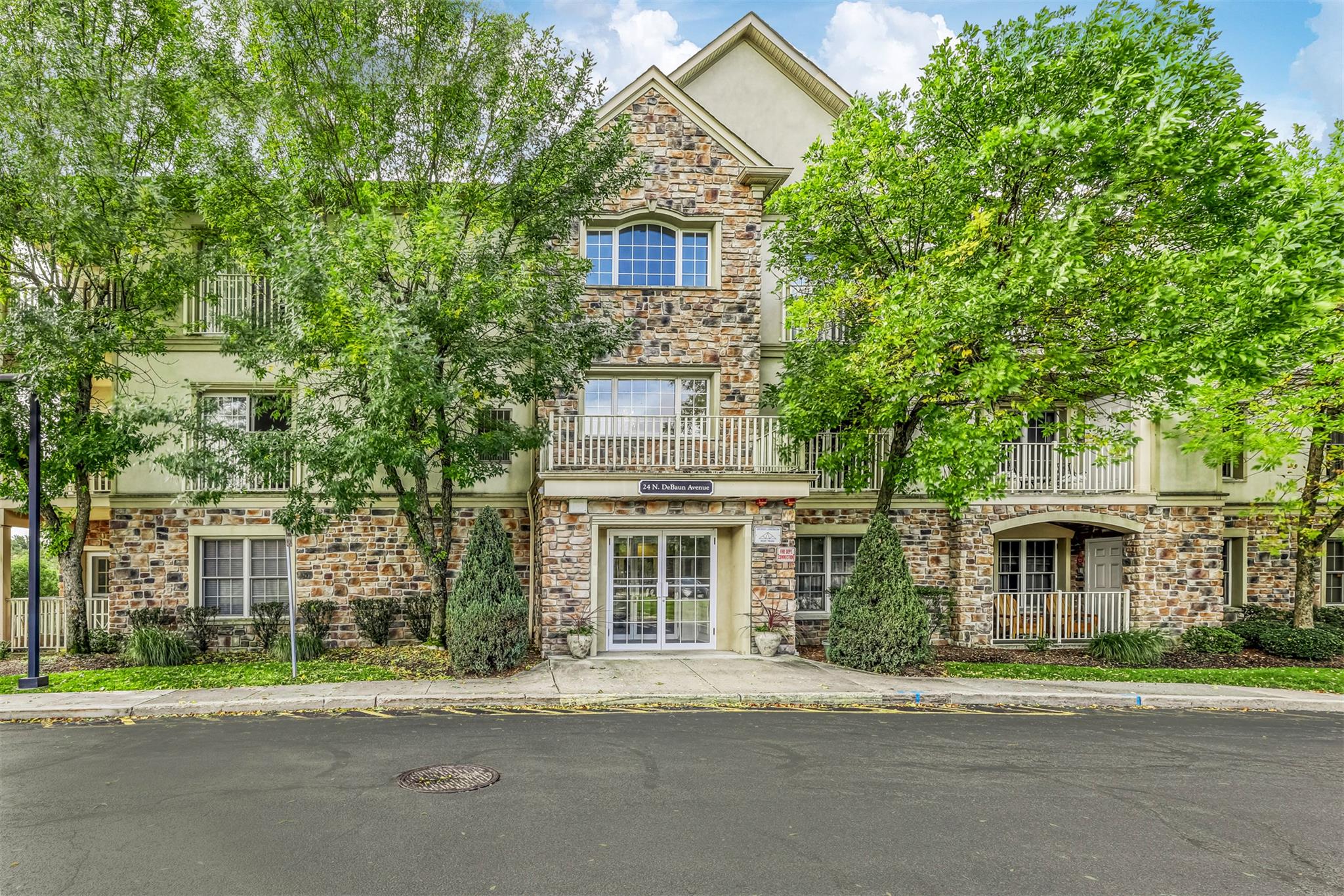 #1 photo, 24 N De Baun Avenue, Suffern , NY 10901