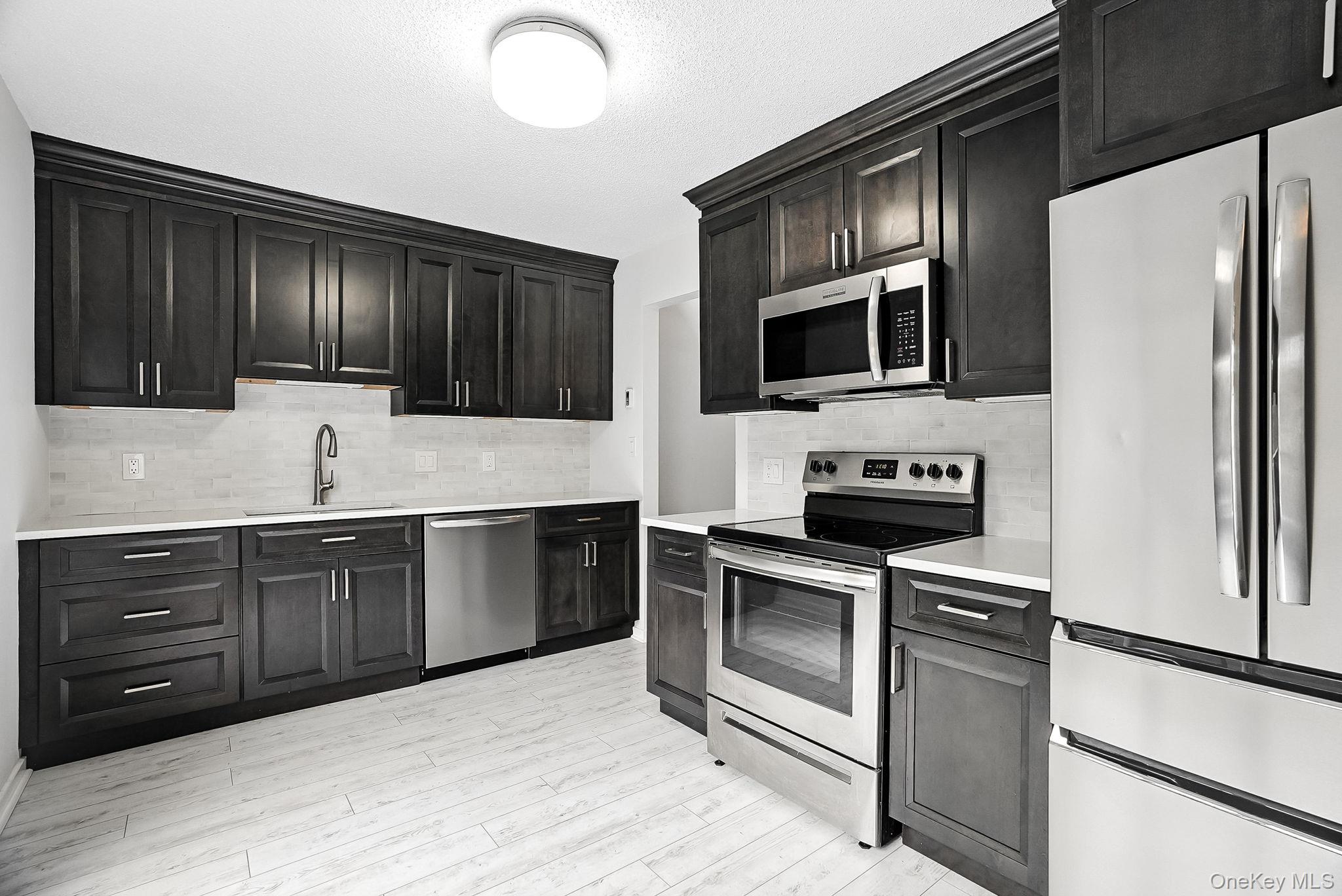 #8 photo, 972 C Heritage Hills, Somers N. Y., Somers , NY 10589