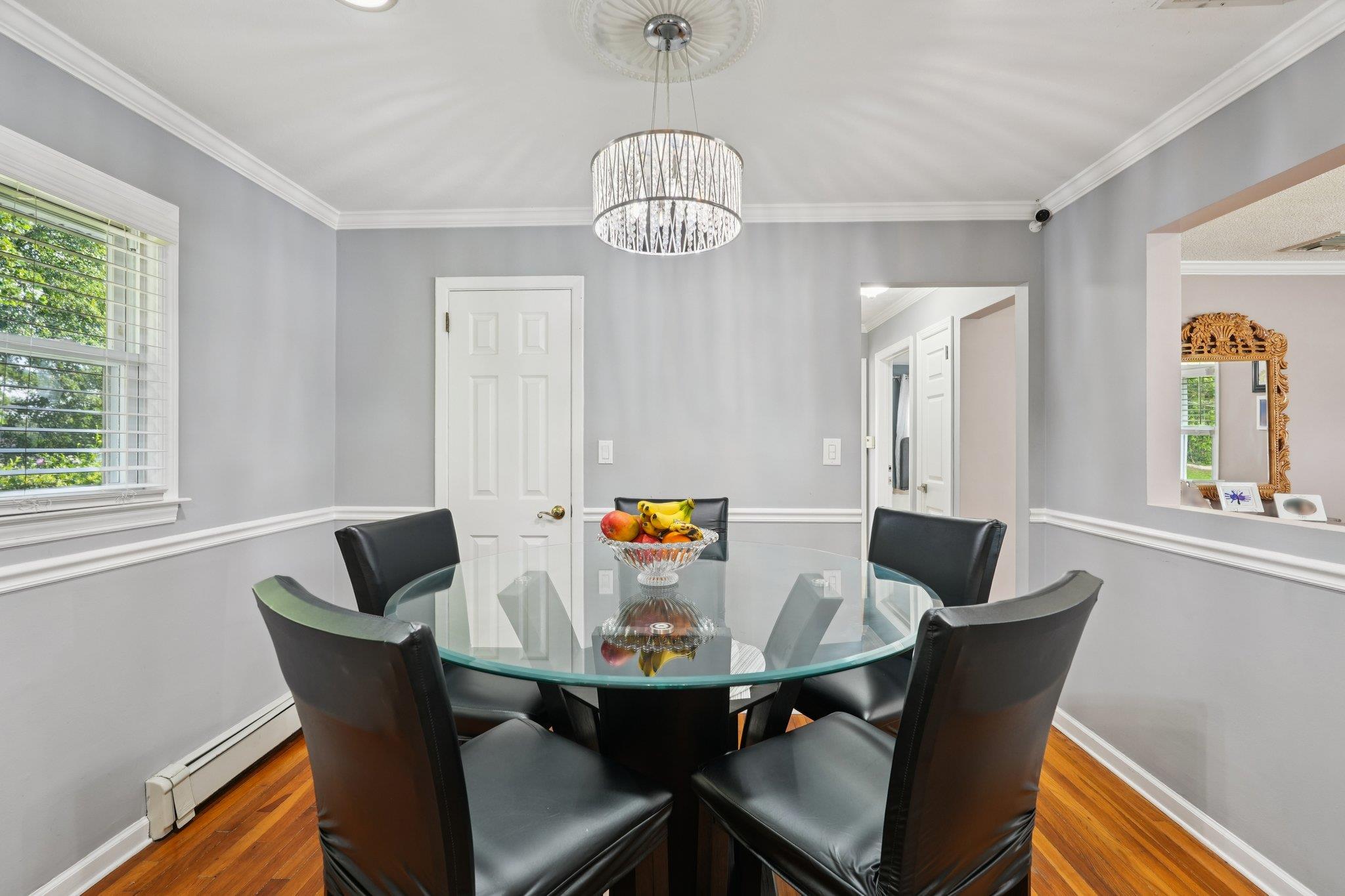 #13 photo, 17 Maplewood Boulevard, Suffern , NY 10901