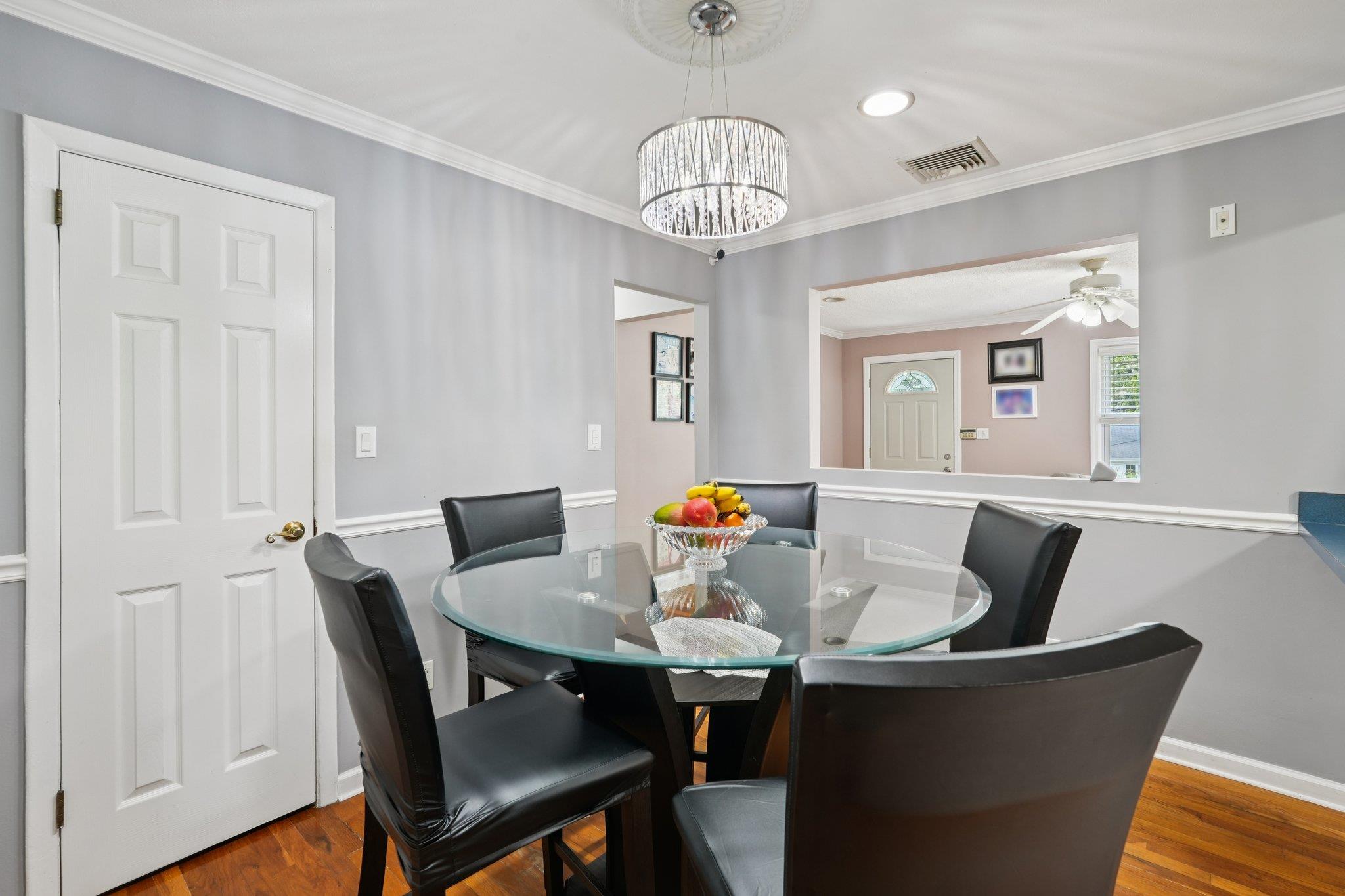 #14 photo, 17 Maplewood Boulevard, Suffern , NY 10901