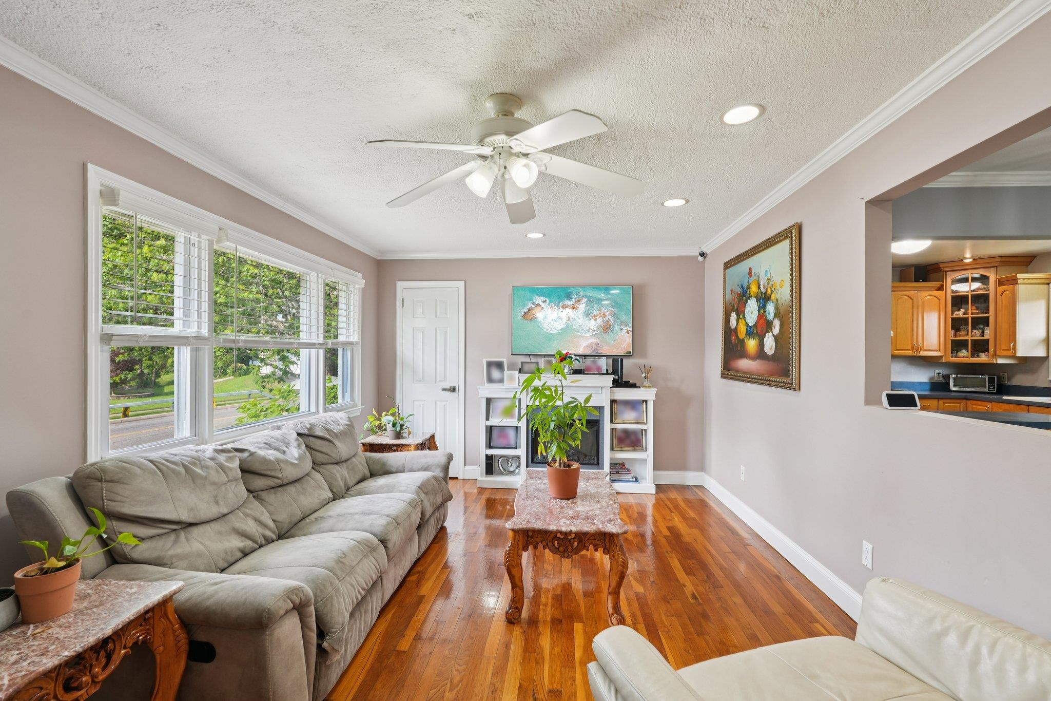 #8 photo, 17 Maplewood Boulevard, Suffern , NY 10901