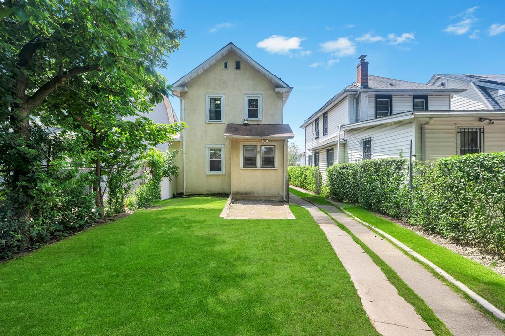 #4 photo, 11119 212th Street, Queens Village , NY 11429