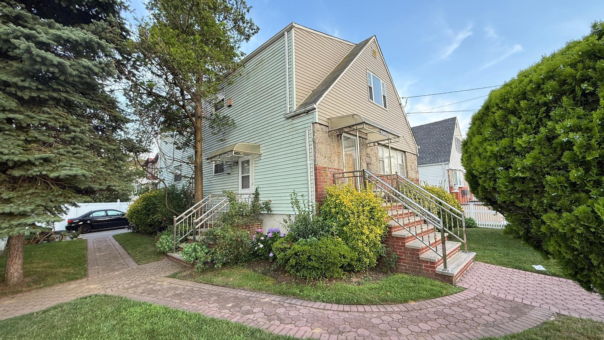 #1 photo, 14605 227th Street, 皇后區 Springfield Gardens , NY 11413