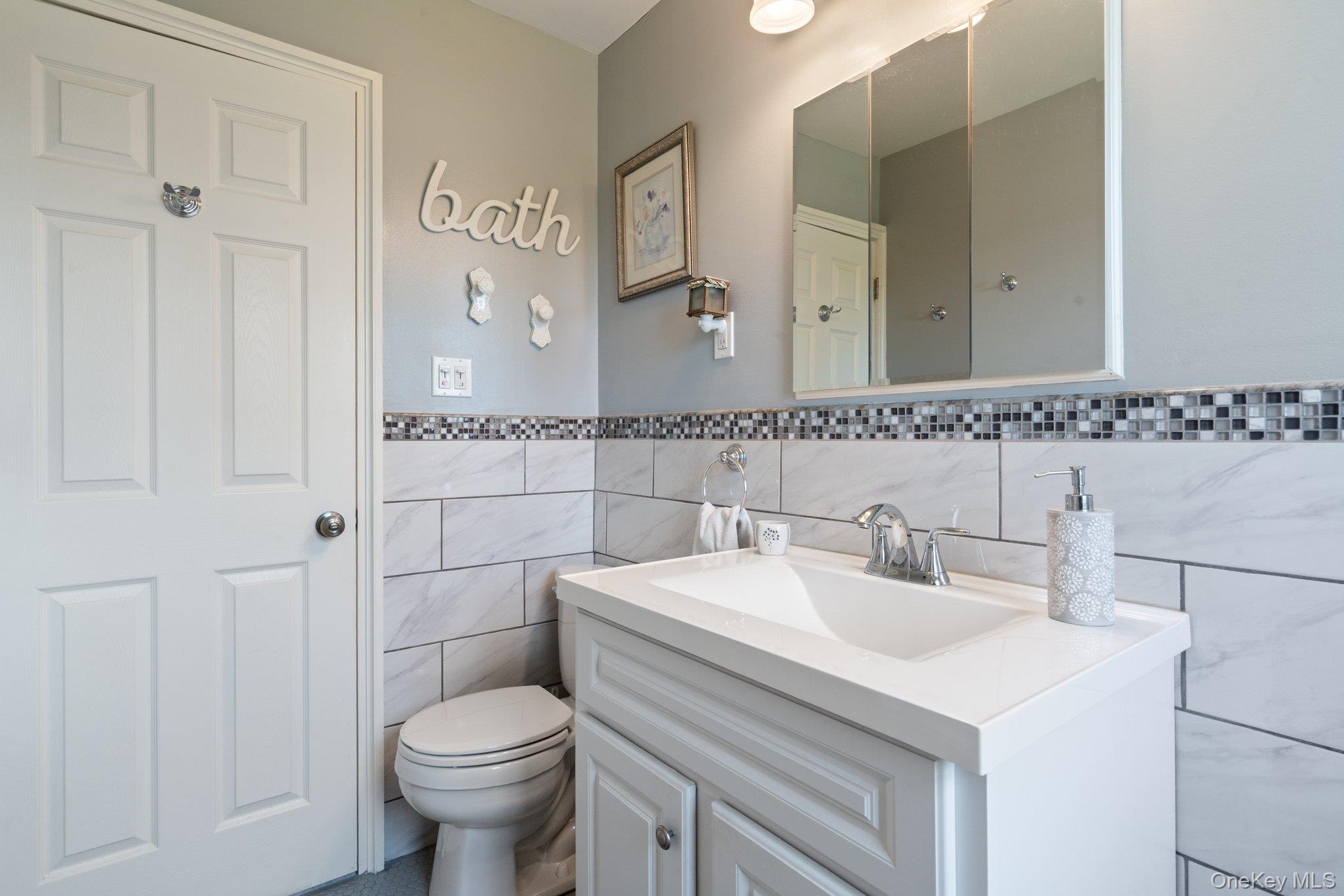 #15 photo, 102 S Village Avenue, Rockville Centre , NY 11570