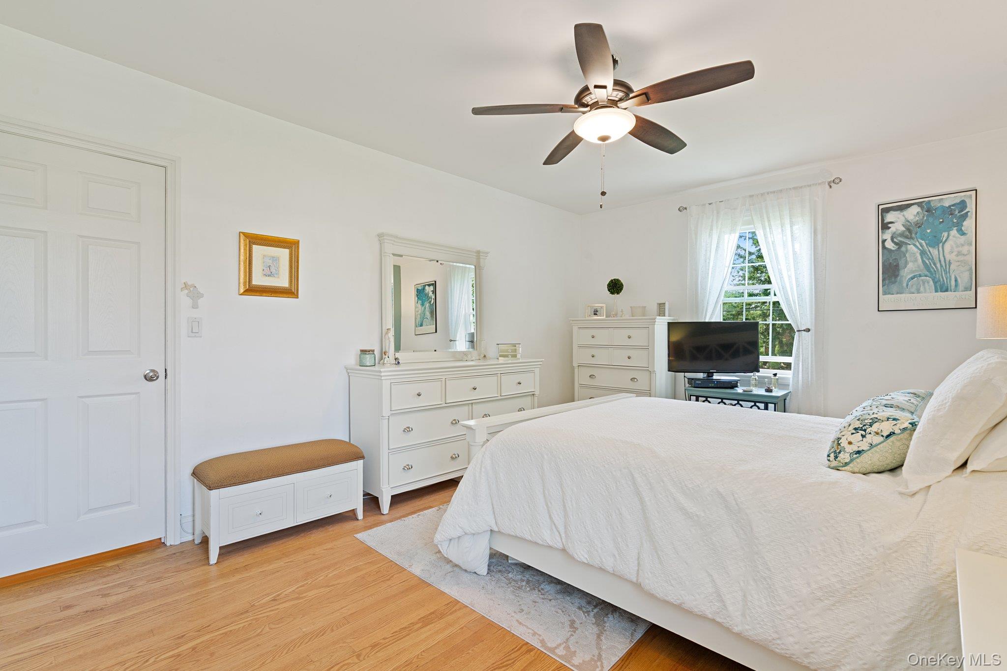 #7 photo, 102 S Village Avenue, Rockville Centre , NY 11570