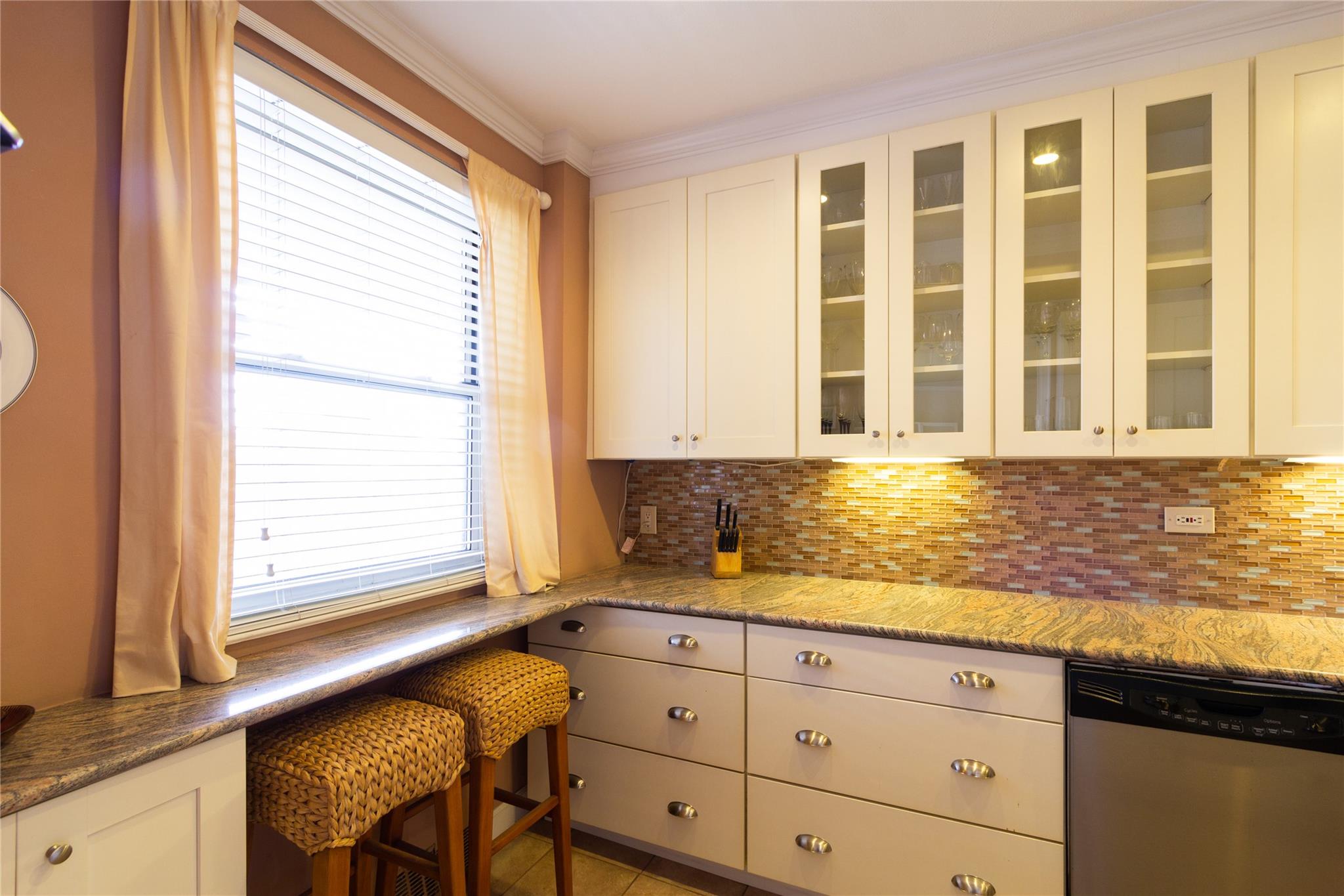 #13 photo, 162-41 Powells Cove Boulevard, クイーンズ区 Beechhurst , NY 11357