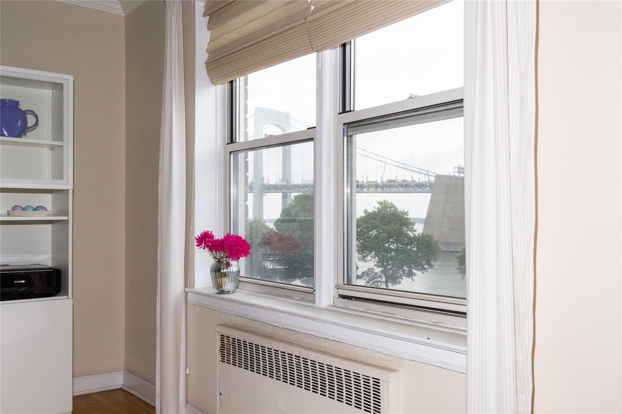 #16 photo, 162-41 Powells Cove Boulevard, クイーンズ区 Beechhurst , NY 11357