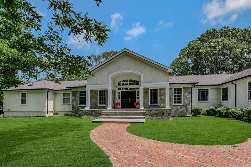 #1 photo, 47 Sherwood Gate, 長島 Oyster Bay , NY 11771
