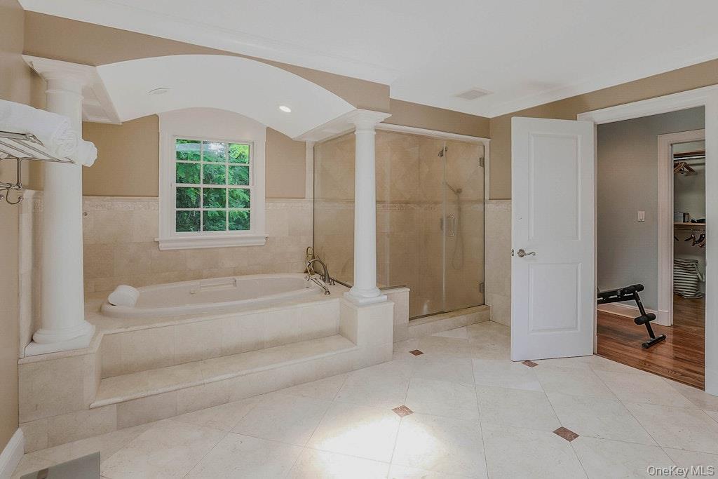 #17 photo, 47 Sherwood Gate, ナッソー郡 Oyster Bay , NY 11771