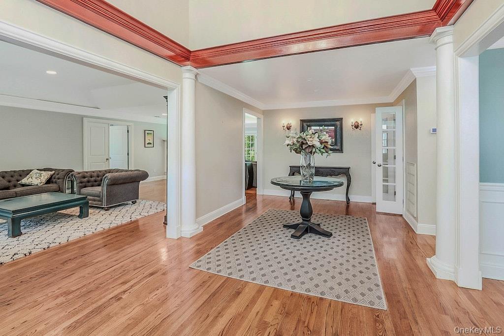 #3 photo, 47 Sherwood Gate, ナッソー郡 Oyster Bay , NY 11771