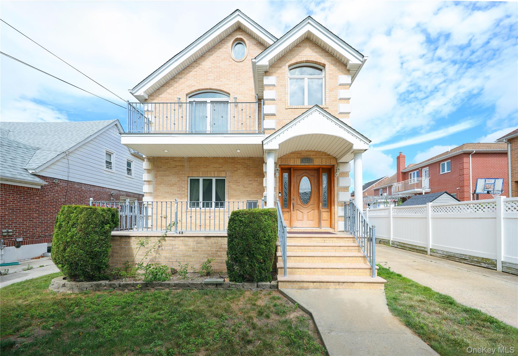 #1 photo, 4747 192nd Street, 法拉盛 Flushing , NY 11358