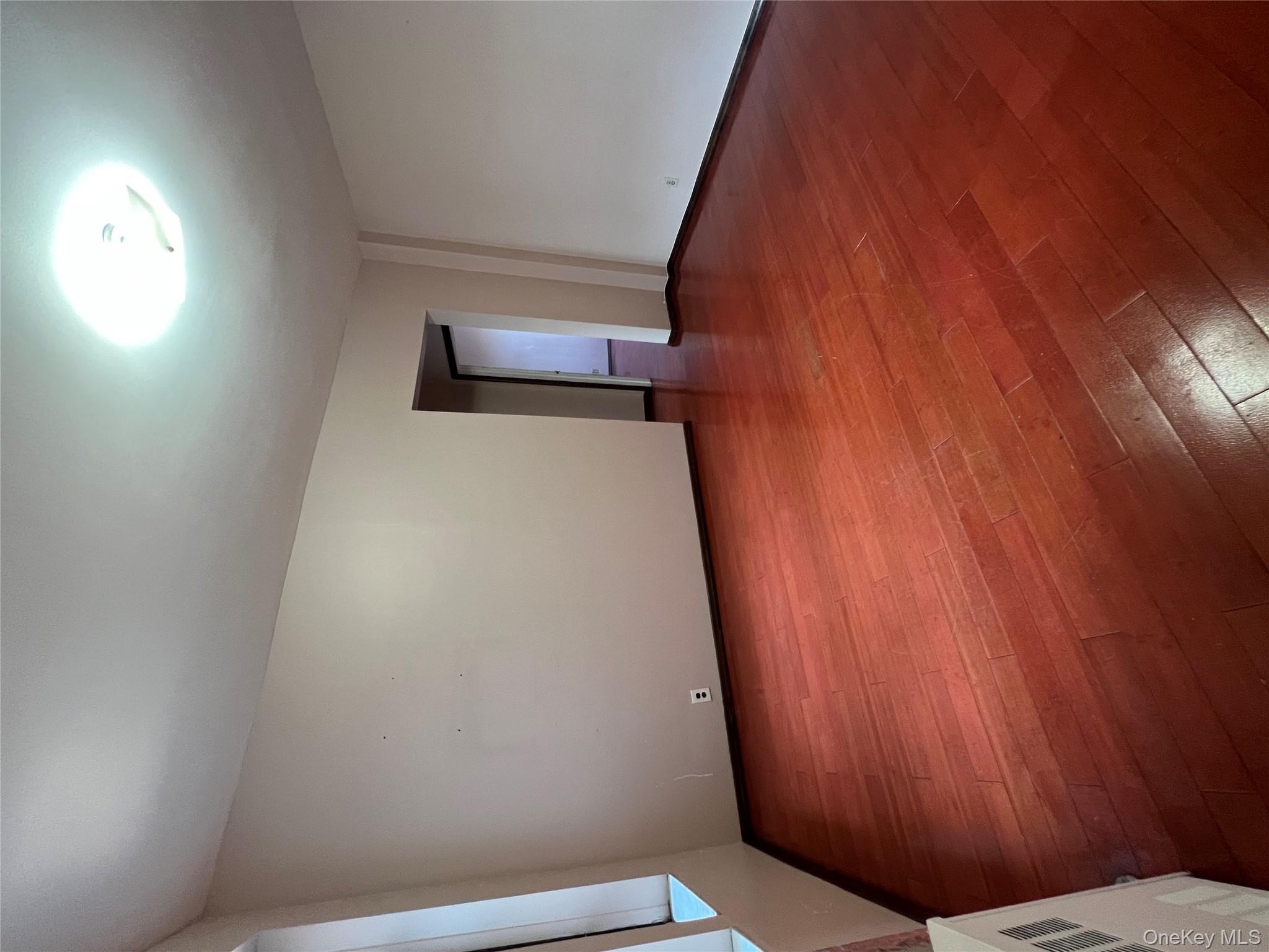 #3 photo, 38-05 65th Street, 皇后區 木邊 Woodside , NY 11377