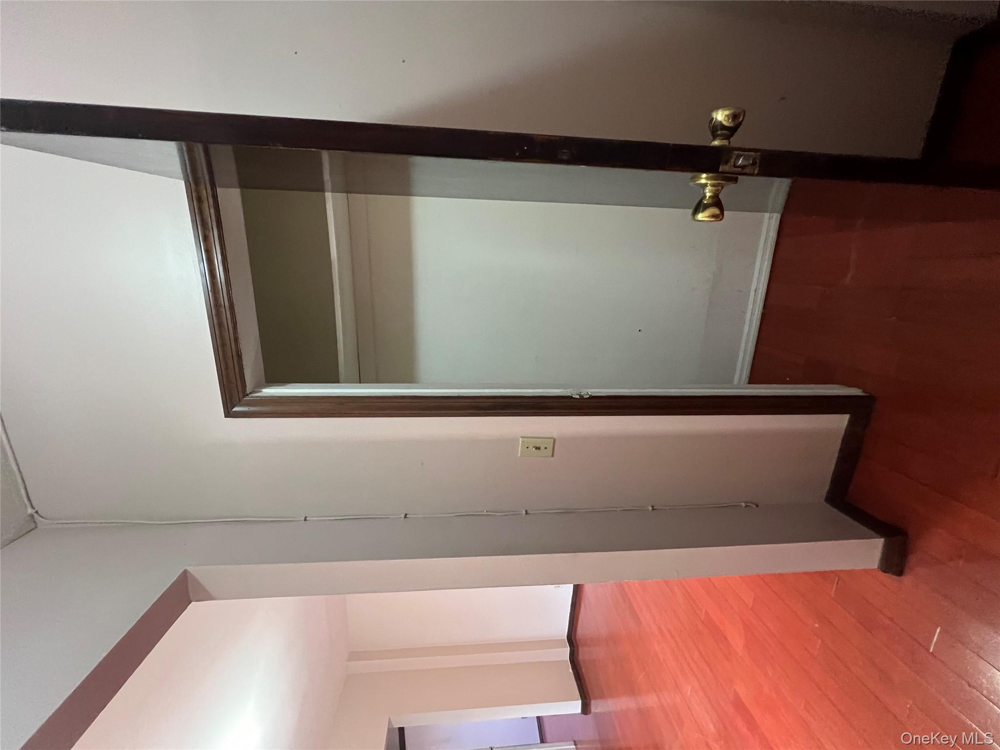 #4 photo, 38-05 65th Street, 皇后區 木邊 Woodside , NY 11377