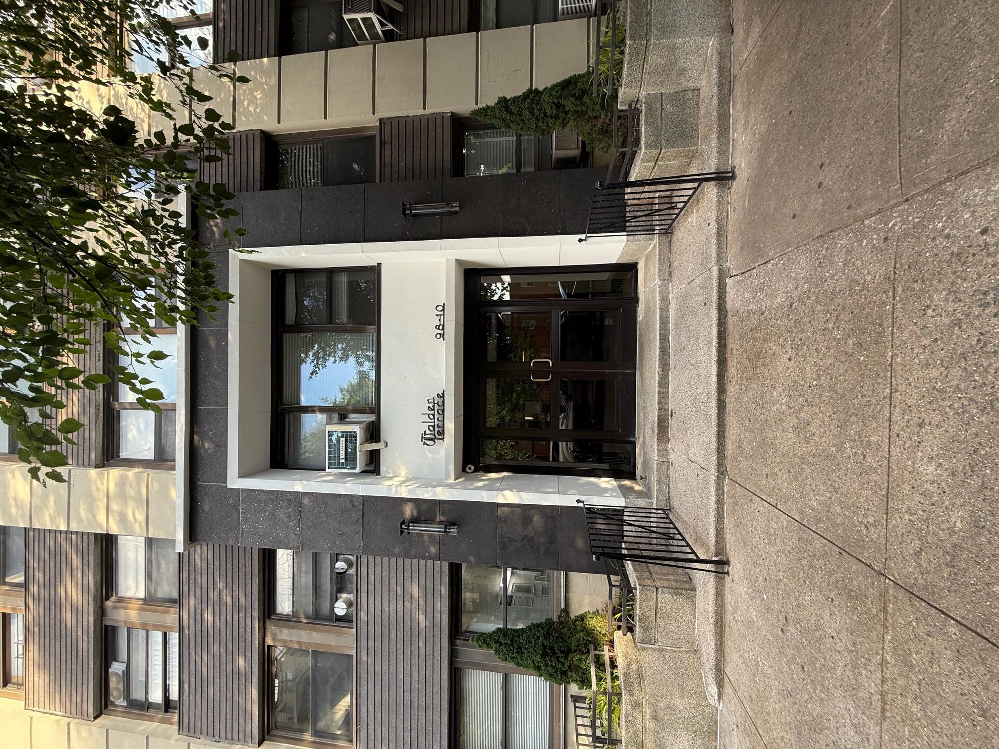 #1 photo, 98-10 64 Avenue, 皇后區 雷哥公園 Rego Park , NY 11374